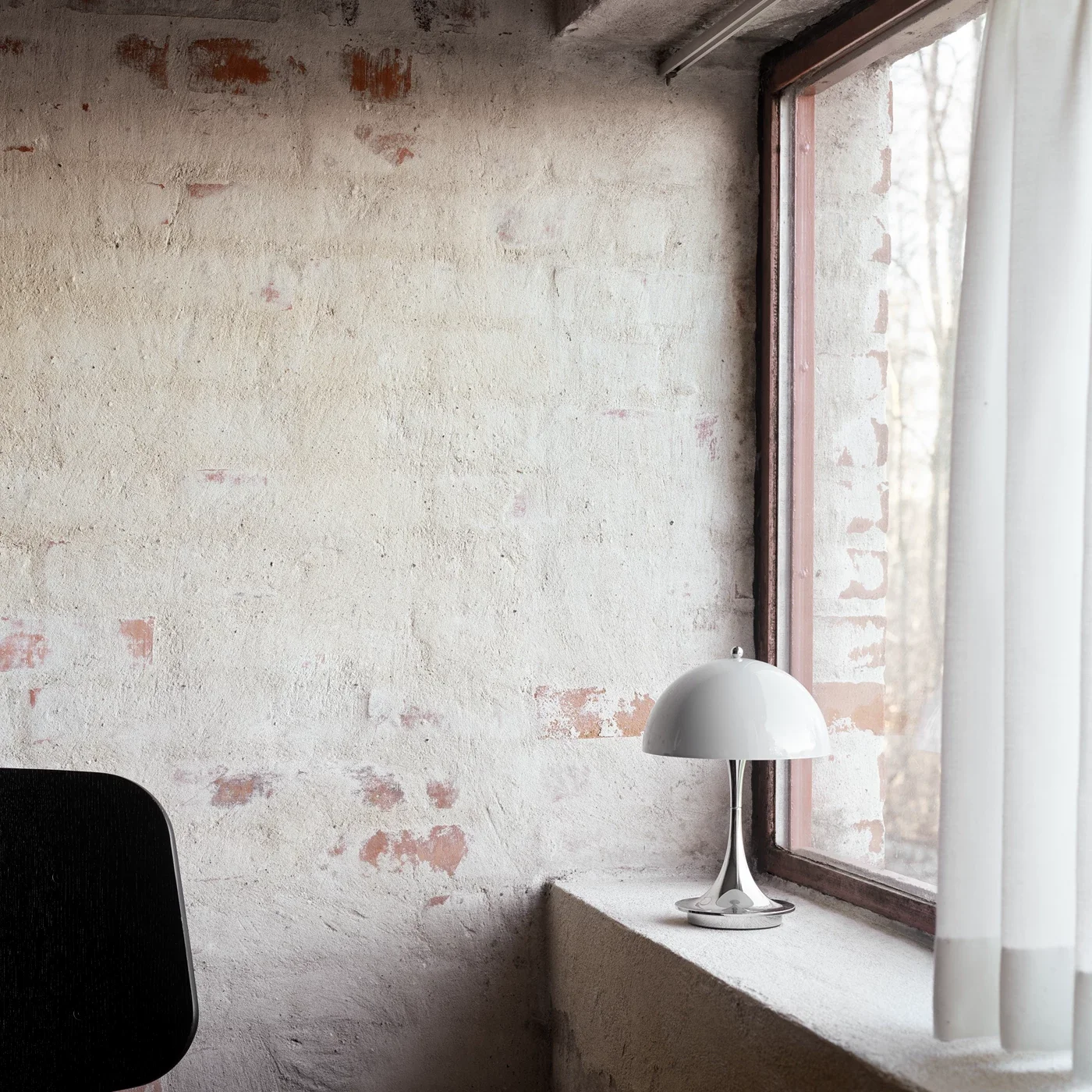 50992_57672_Panthella Portable-AW21-Set location-Villahof--Denmark.webp