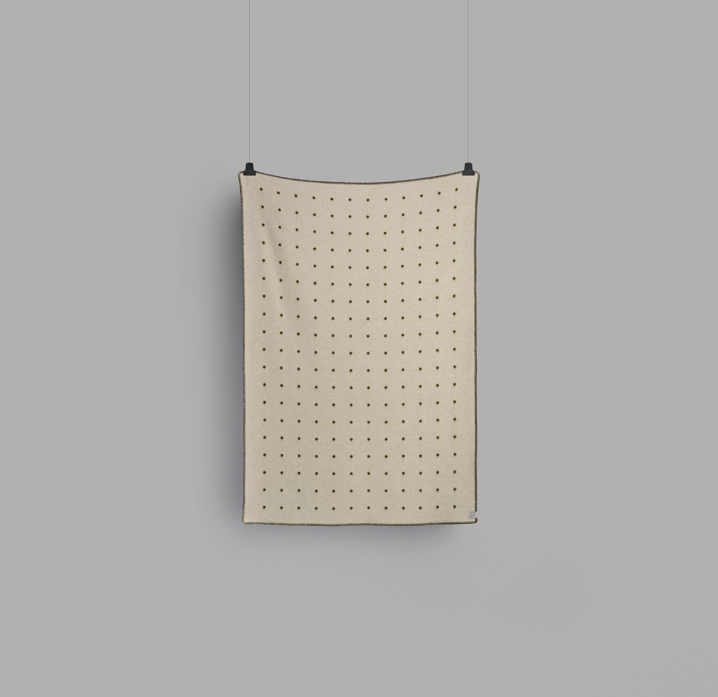 PASTILLE_THROW_6102_BACK.jpg