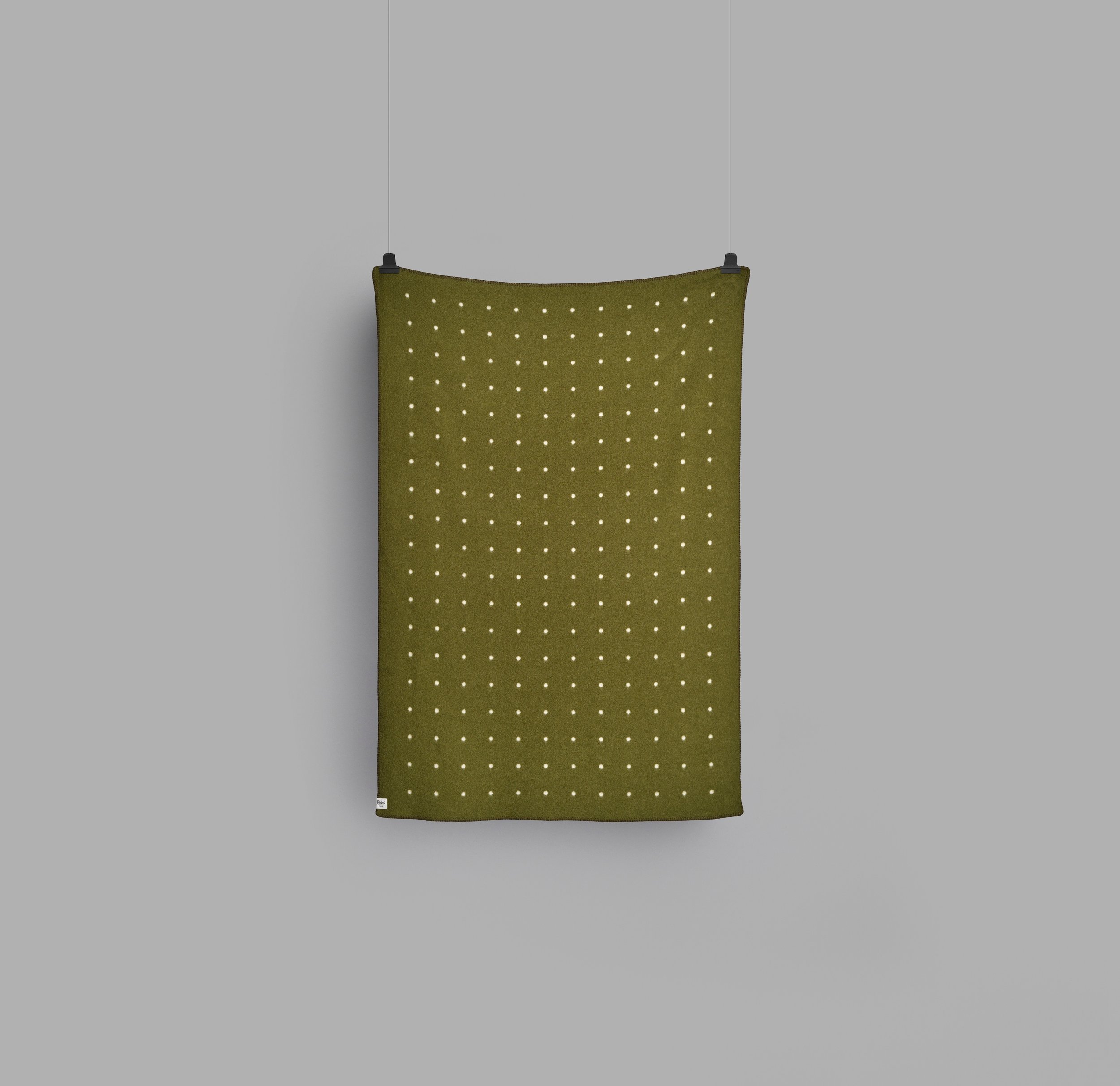 PASTILLE_THROW_6102_FRONT.jpg
