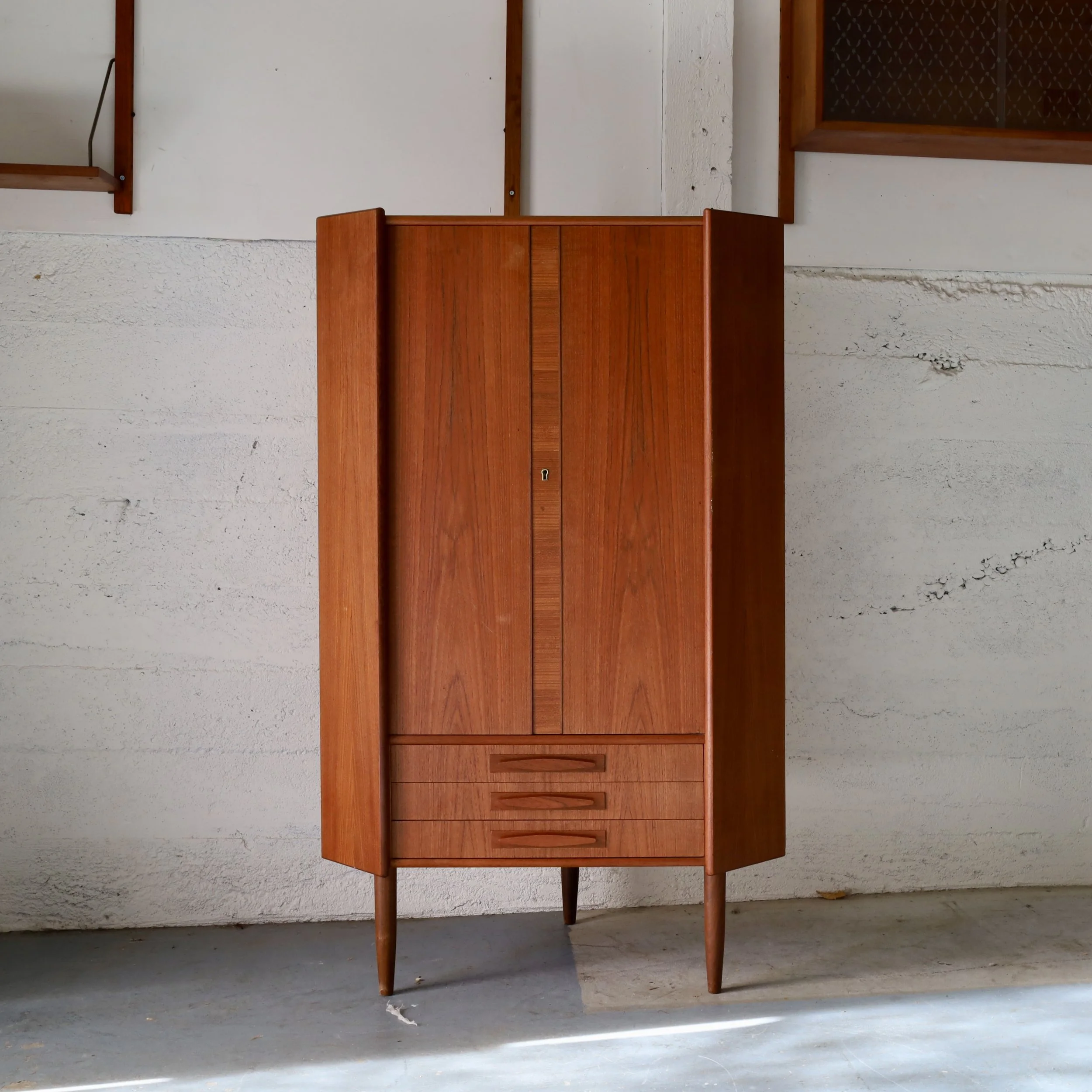 C32740 - $1780 - Coming up!