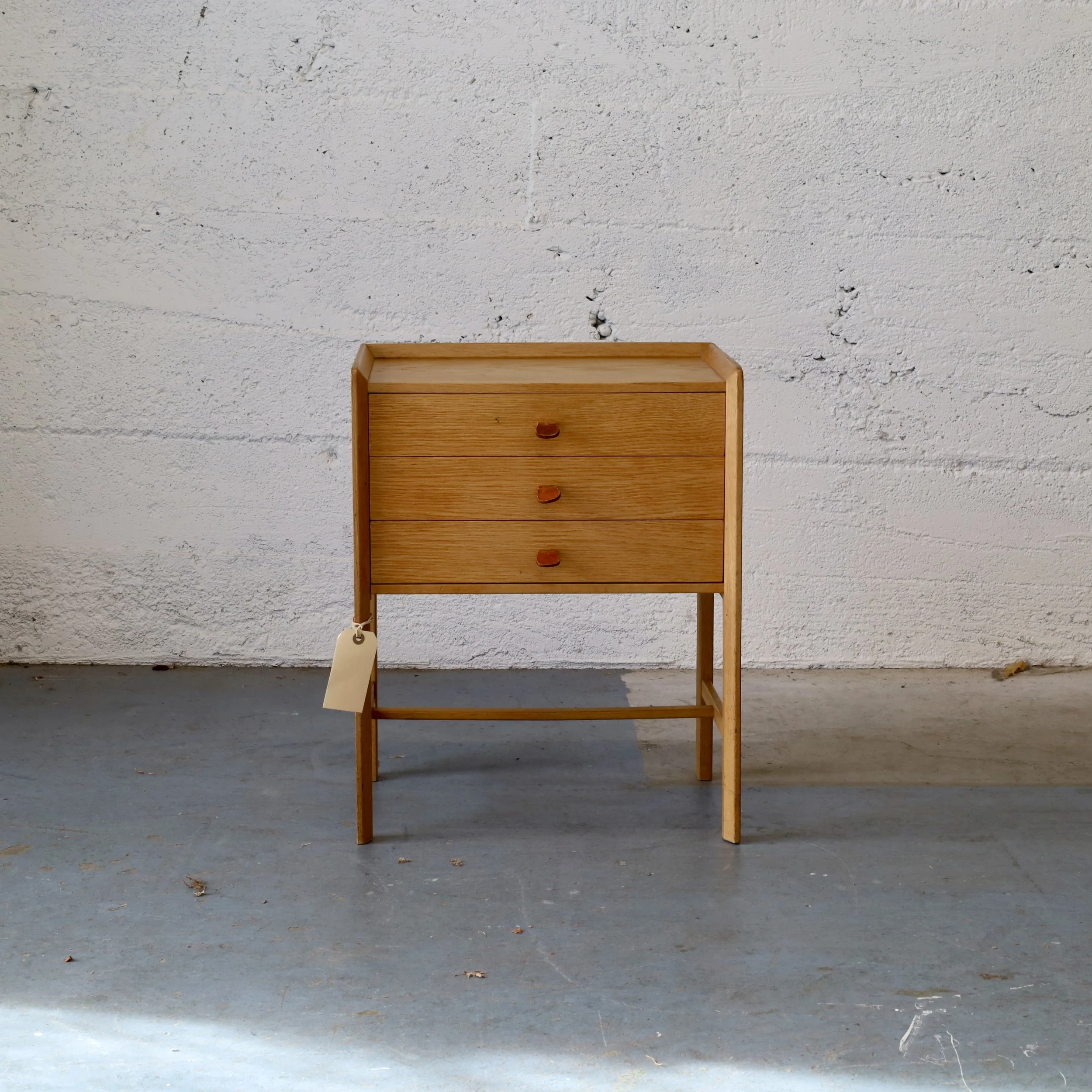 B33934 - $550 - Coming up!