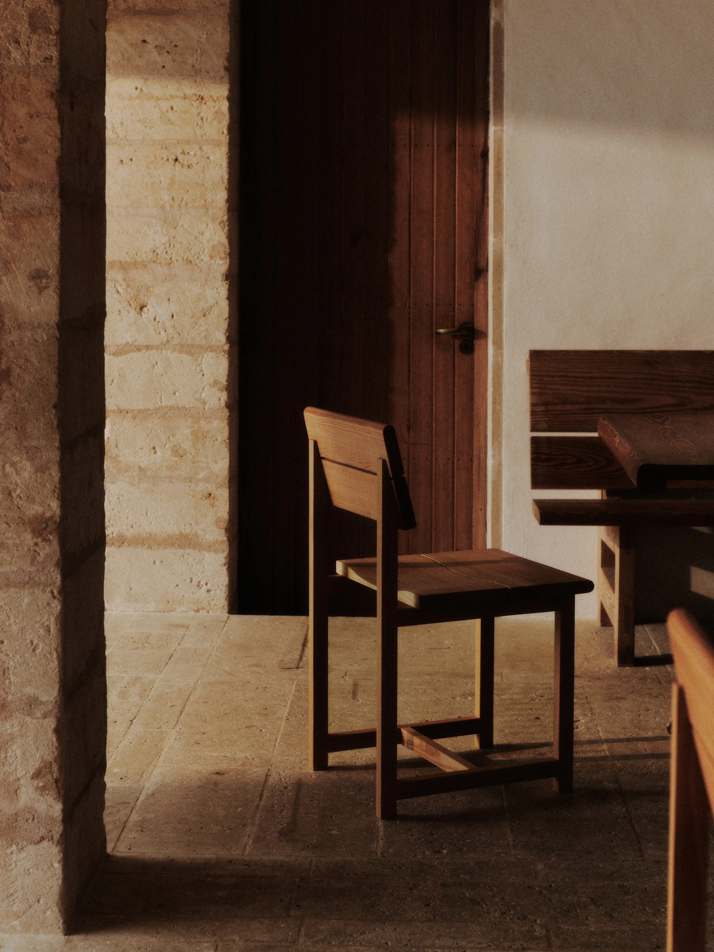 FermLiving_SS25_VistDiningChair_DouglasFir_1104271163_7.jpg