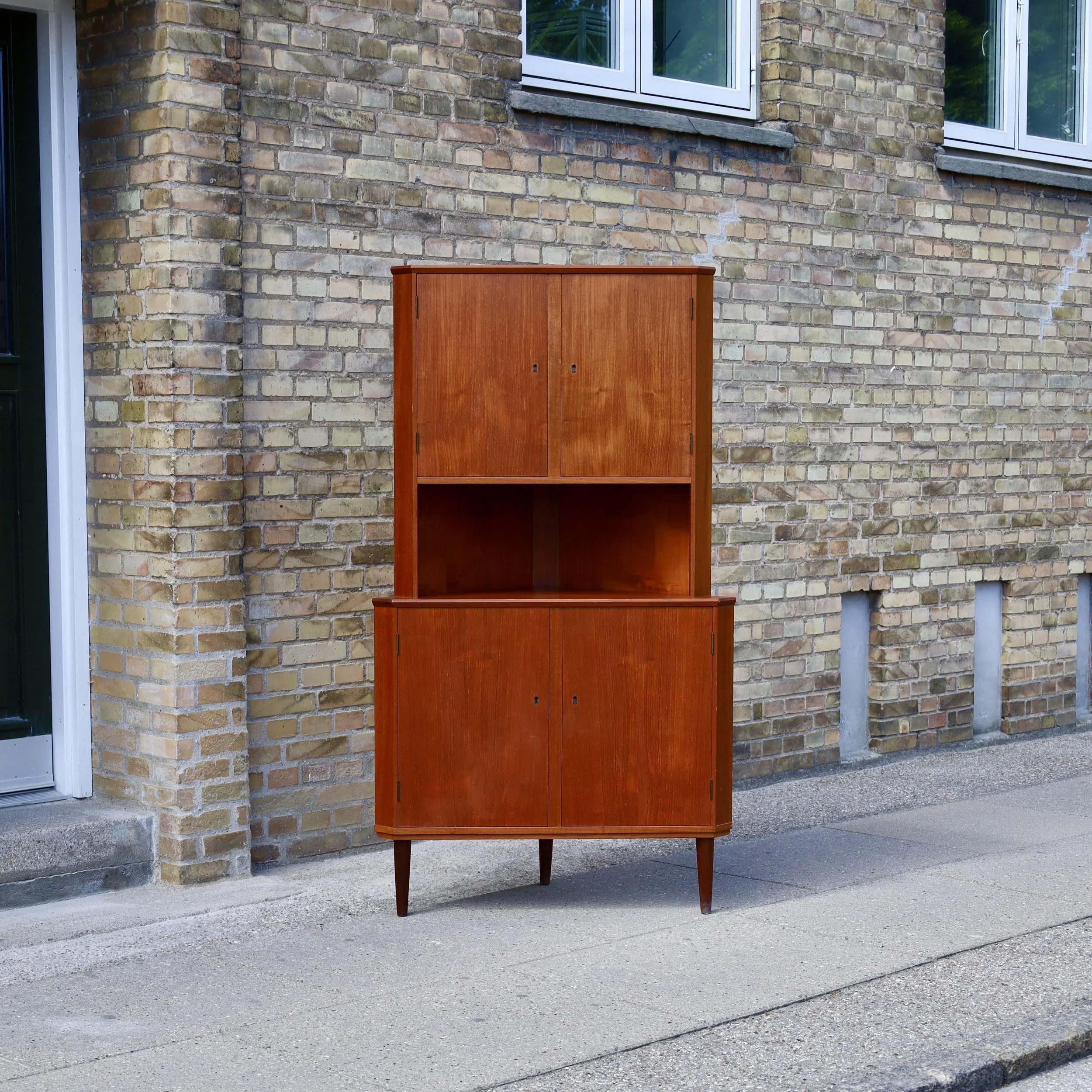 C32029 - $1550 - In the workshop!