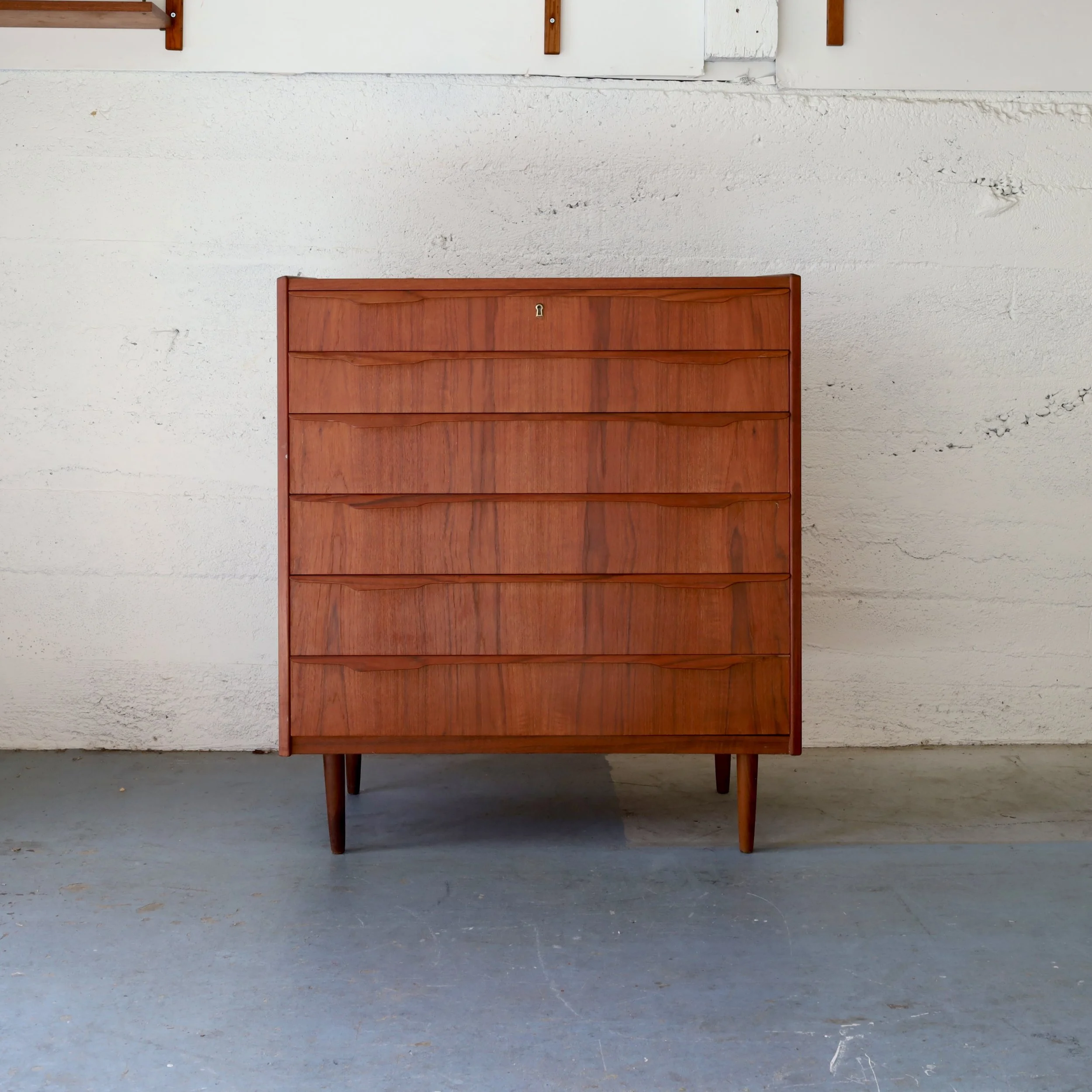 R32362 - $1620 - Coming up!