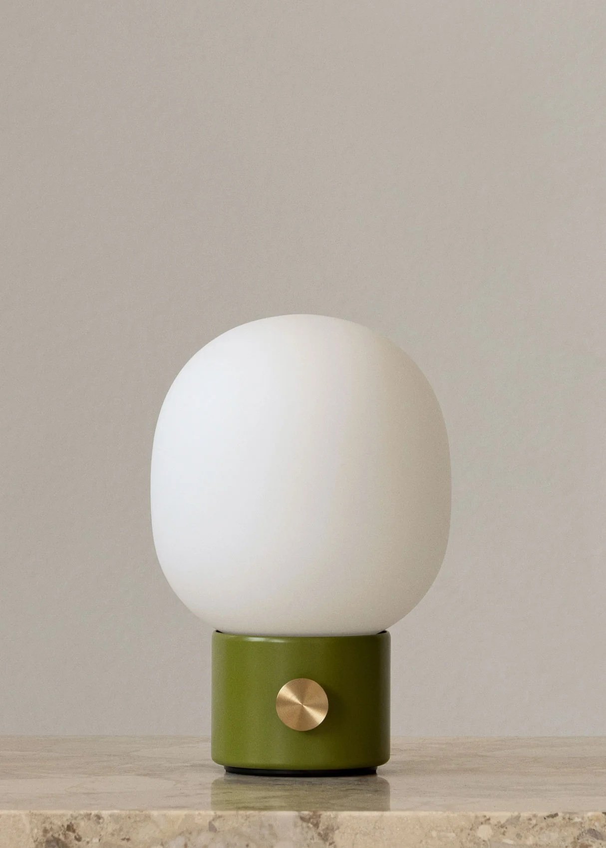 MENU_JWDA_Table_Lamp_1.jpg