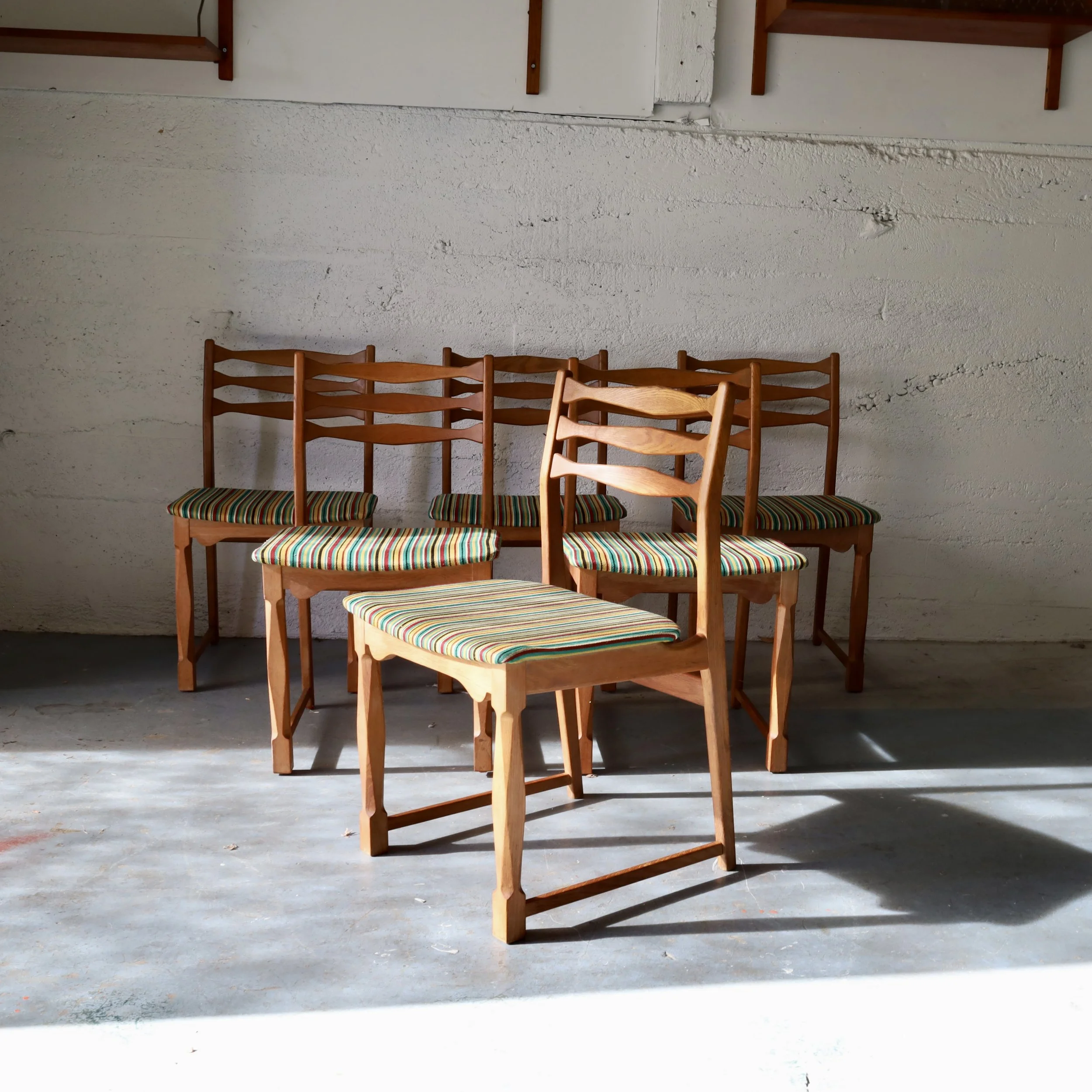 E32253 - $2,850 - To Be Reupholstered