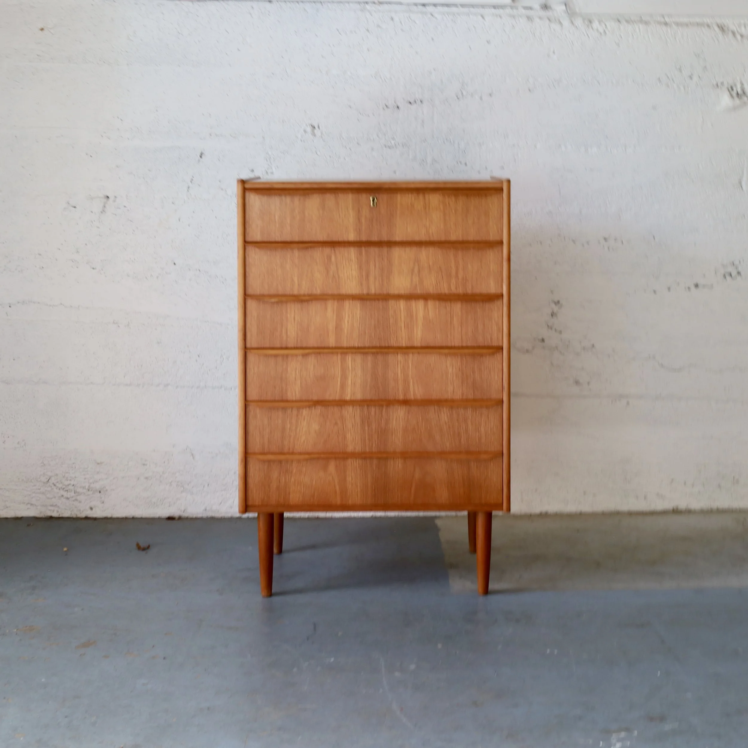 R31843 - $1180 - In the shop!