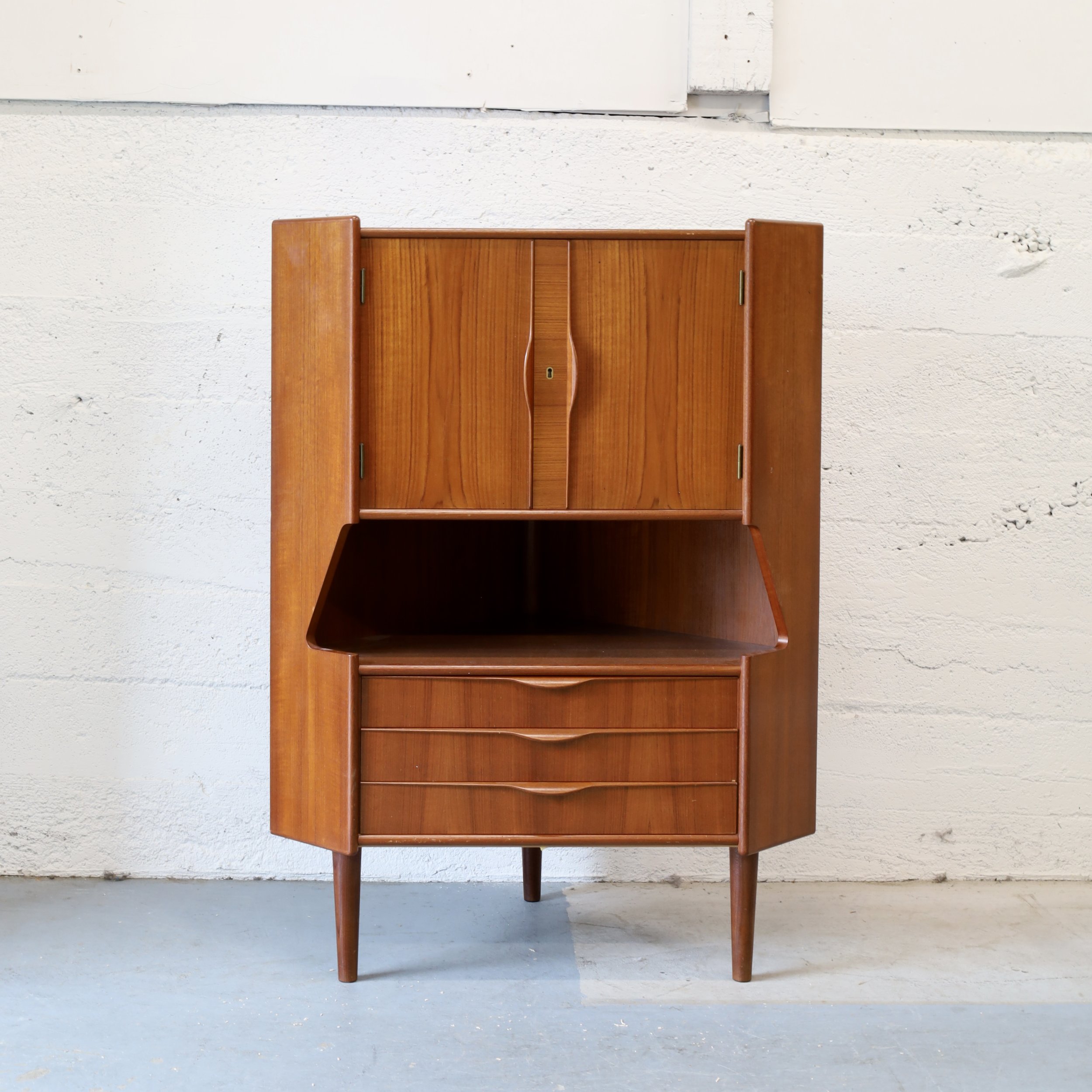 C32626 - Gunnar Falsig Corner Cabinet