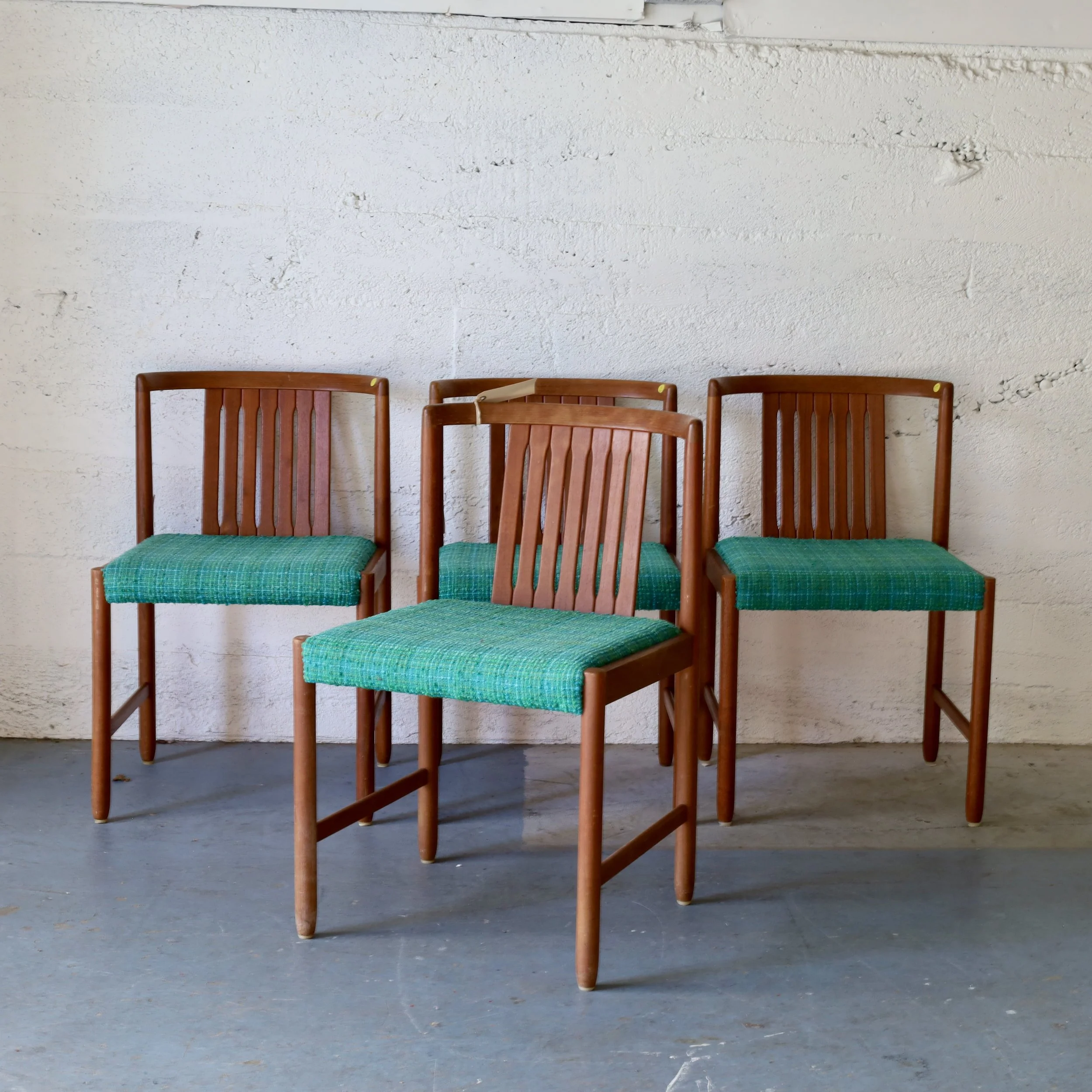 E33926 - $2100 - Coming up!