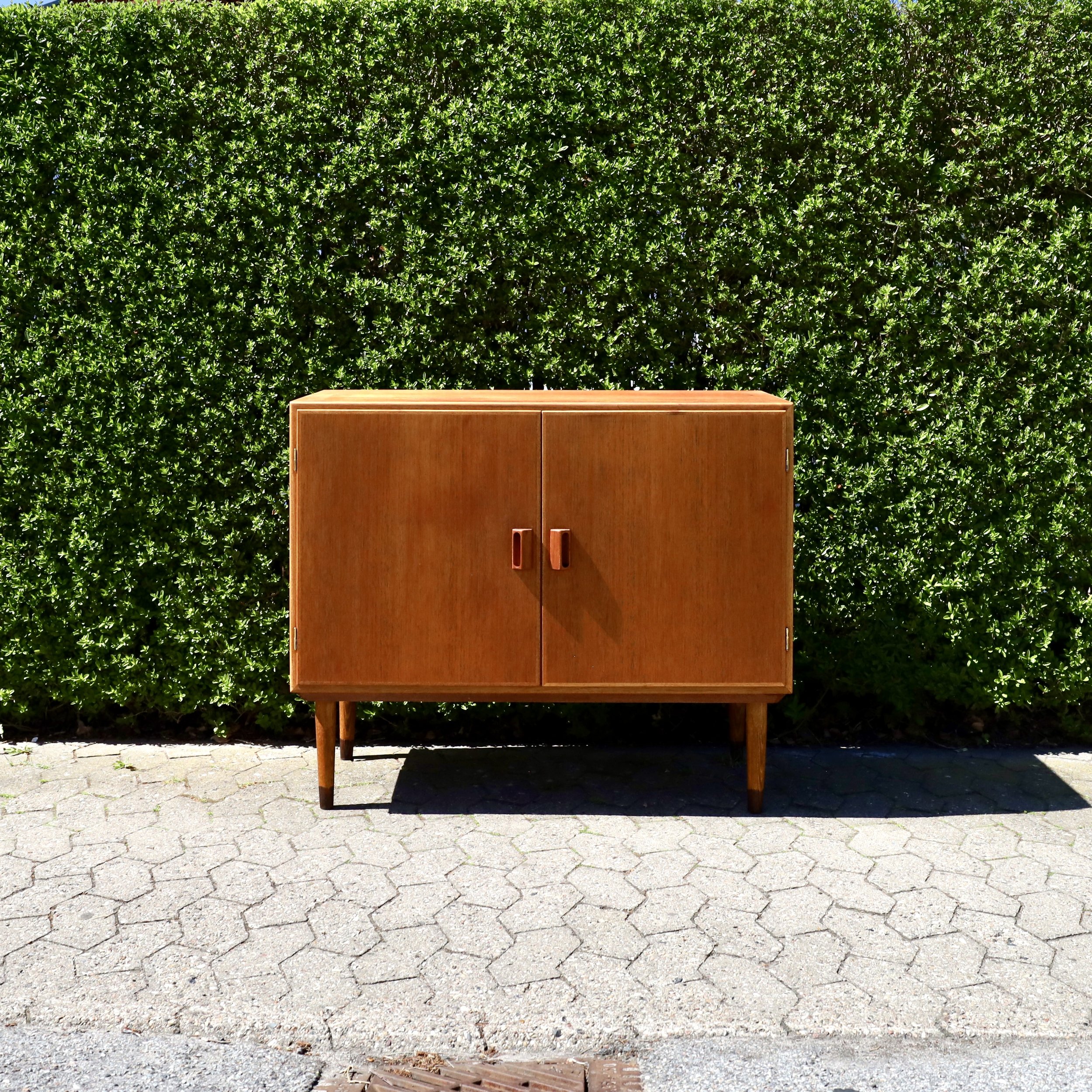 R31802 - Børge Mogensen Cabinet - In the shop
