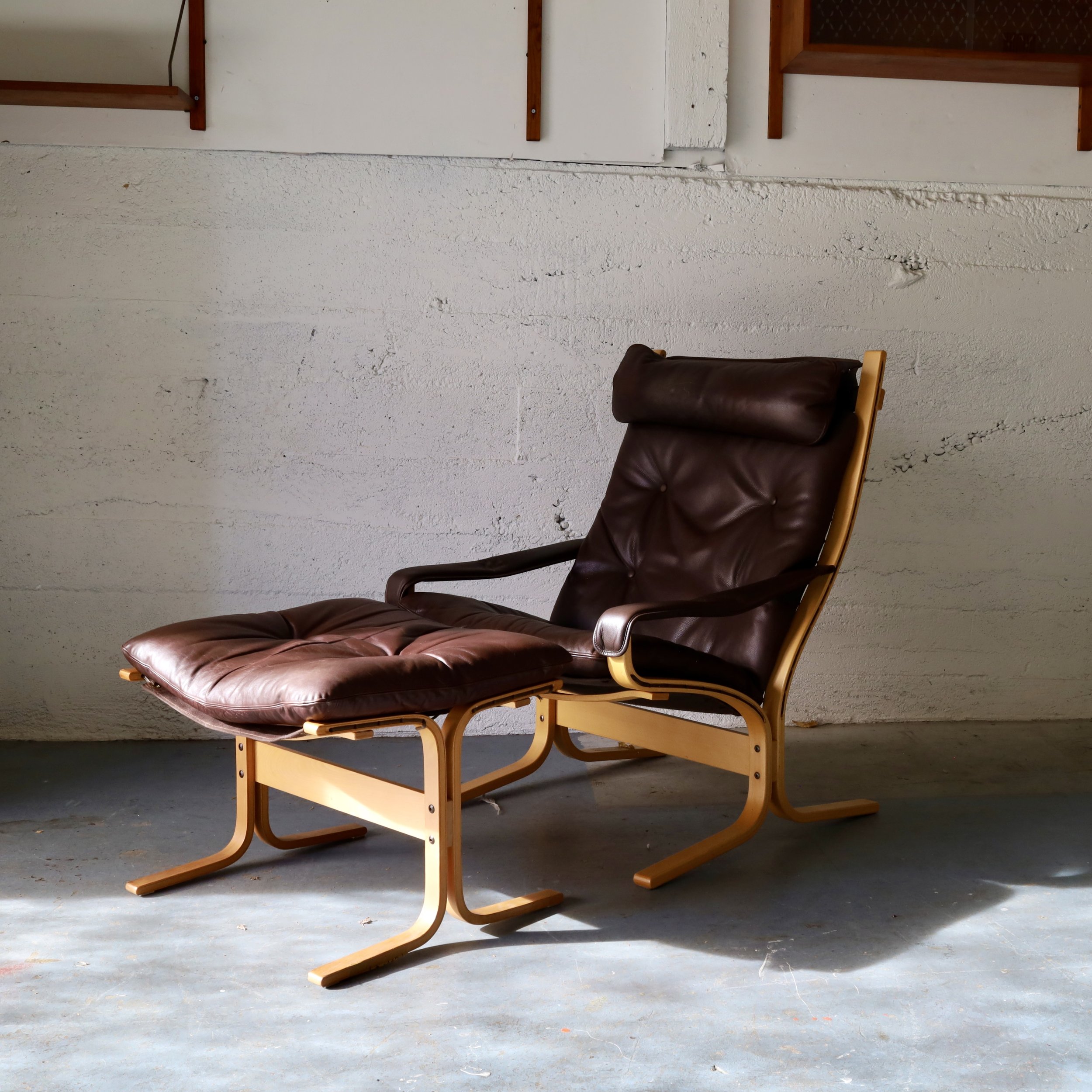 D32886 - $1,280 - Coming up!