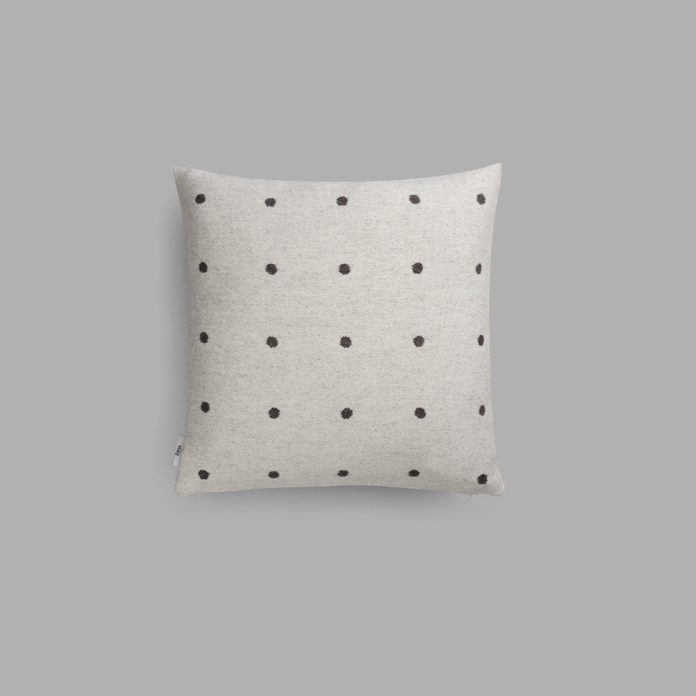 PASTILLE_CUSHIONS_106104_FRONT.jpg