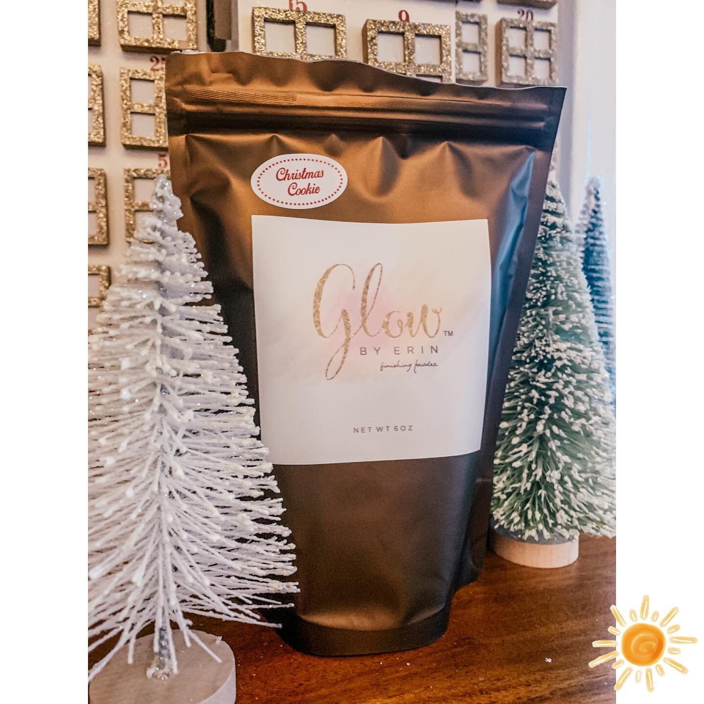 Just in time for the holidays!!! This Christmas Cookie scent is to die for 😍 Glow by Erin is a natural and hypoallergenic drying powder that protects your tan as it develops and hydrates to extend the longevity of your tan! Your skin will feel soft 