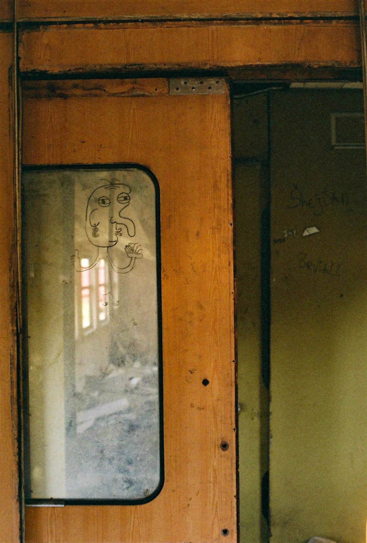 150755_11_102023_Montenegro trains_Film_Tess Janssen.jpg