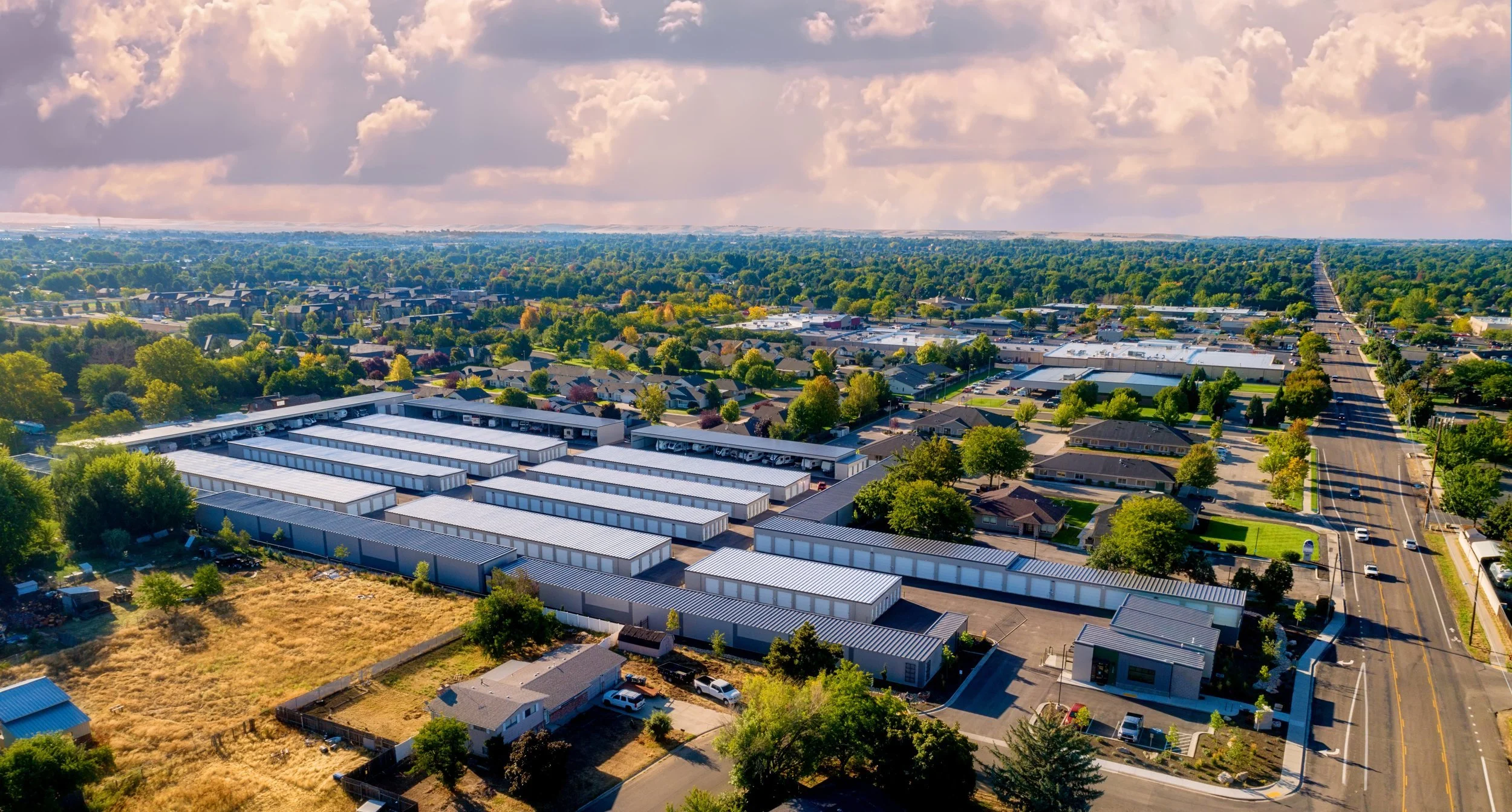 Illustration of self-storage facilities