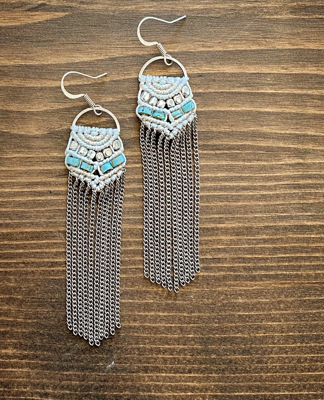 4647E7FF-2C90-4182-B012-E03D80911497