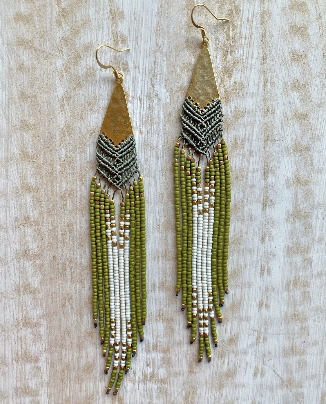 A58B1BA4-00B0-4947-AB44-F0C7E102EBA8