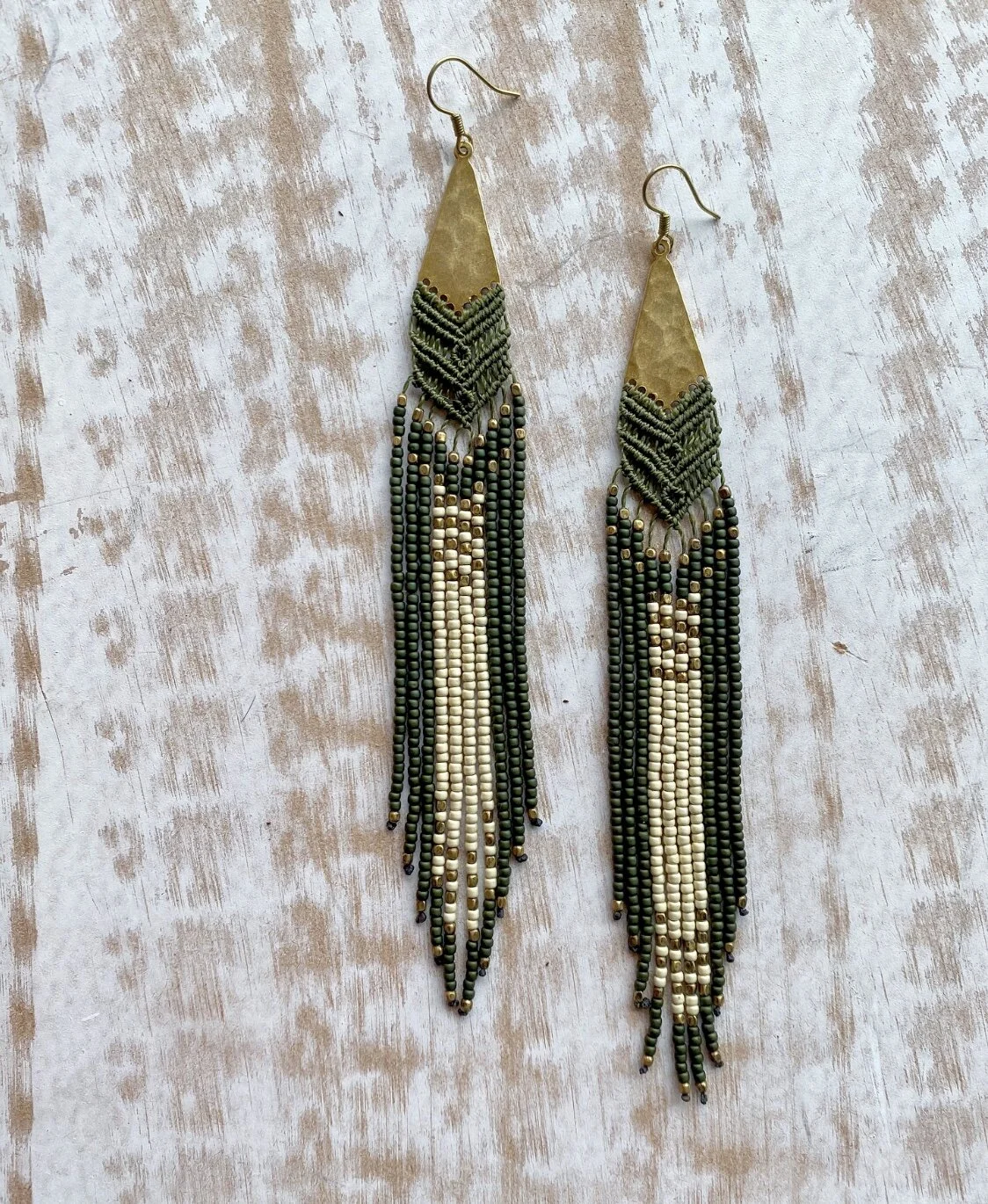 D5258502-836E-4B7F-878C-B707D3750133