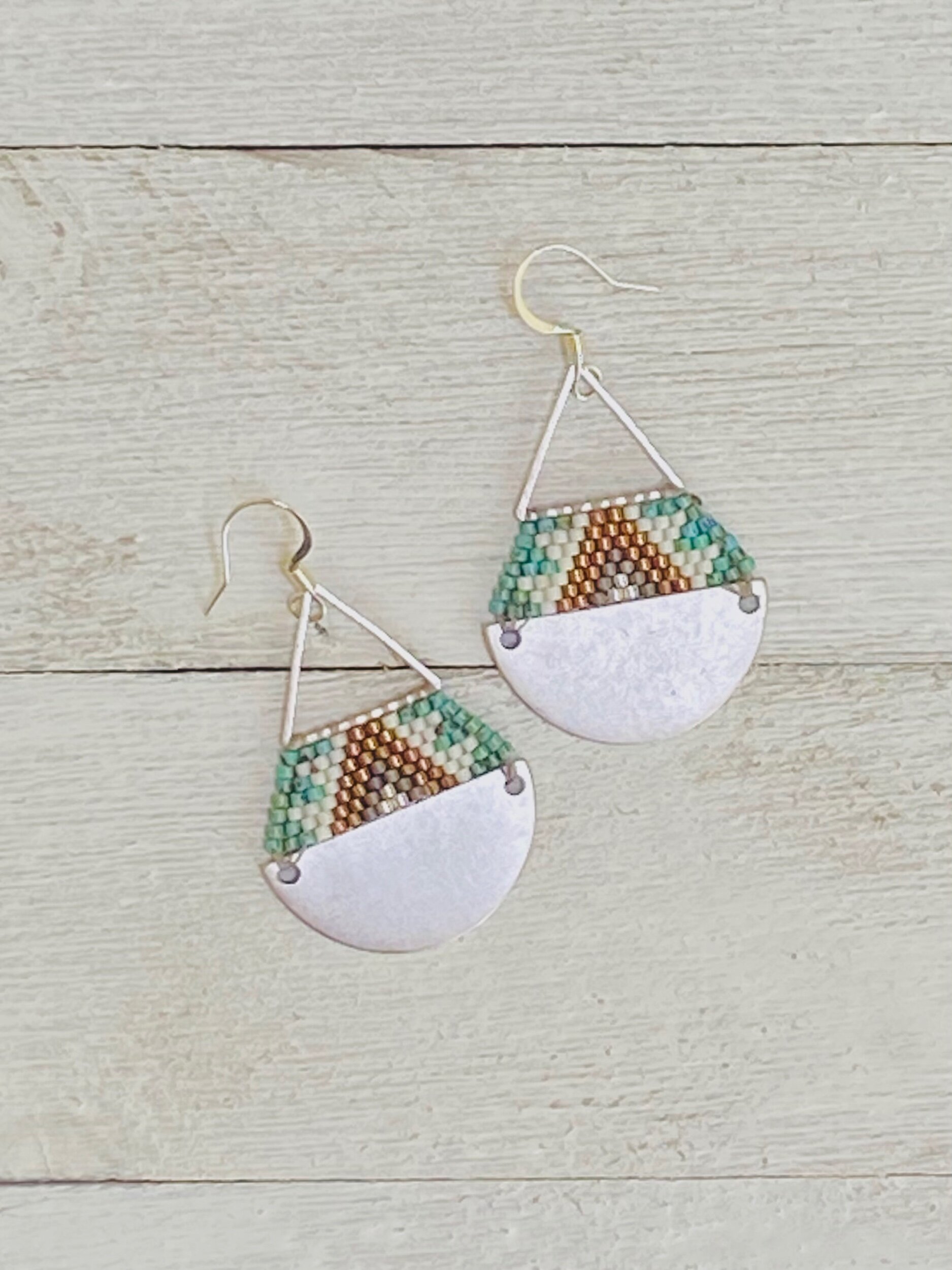 6EB189BF-4653-4E93-A527-7FCB4481364B