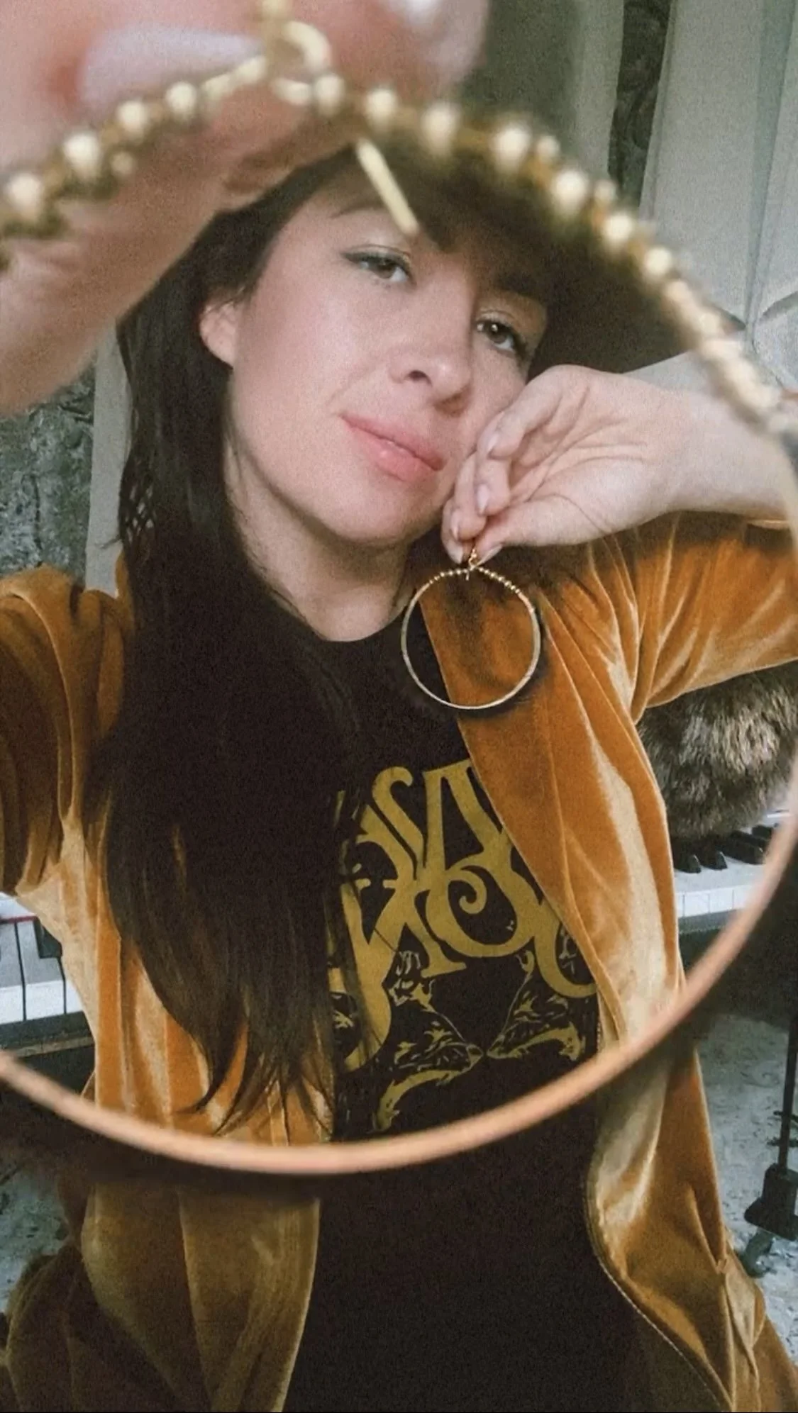 Facetune_01-03-2024-01-24-25.jpg