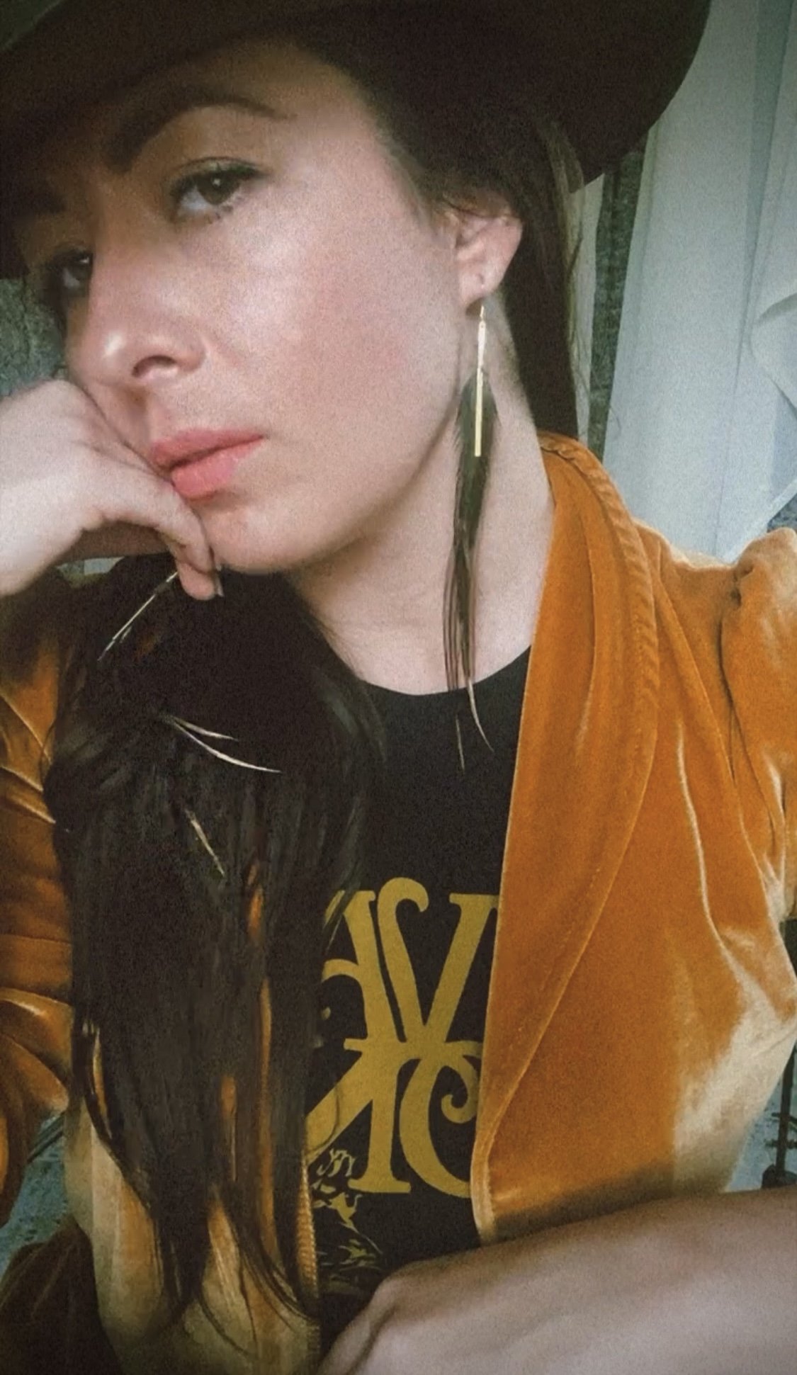 Facetune_01-03-2024-11-44-29.jpg