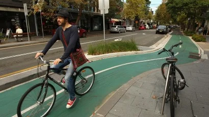 sydney-cyclist-410x231.jpg