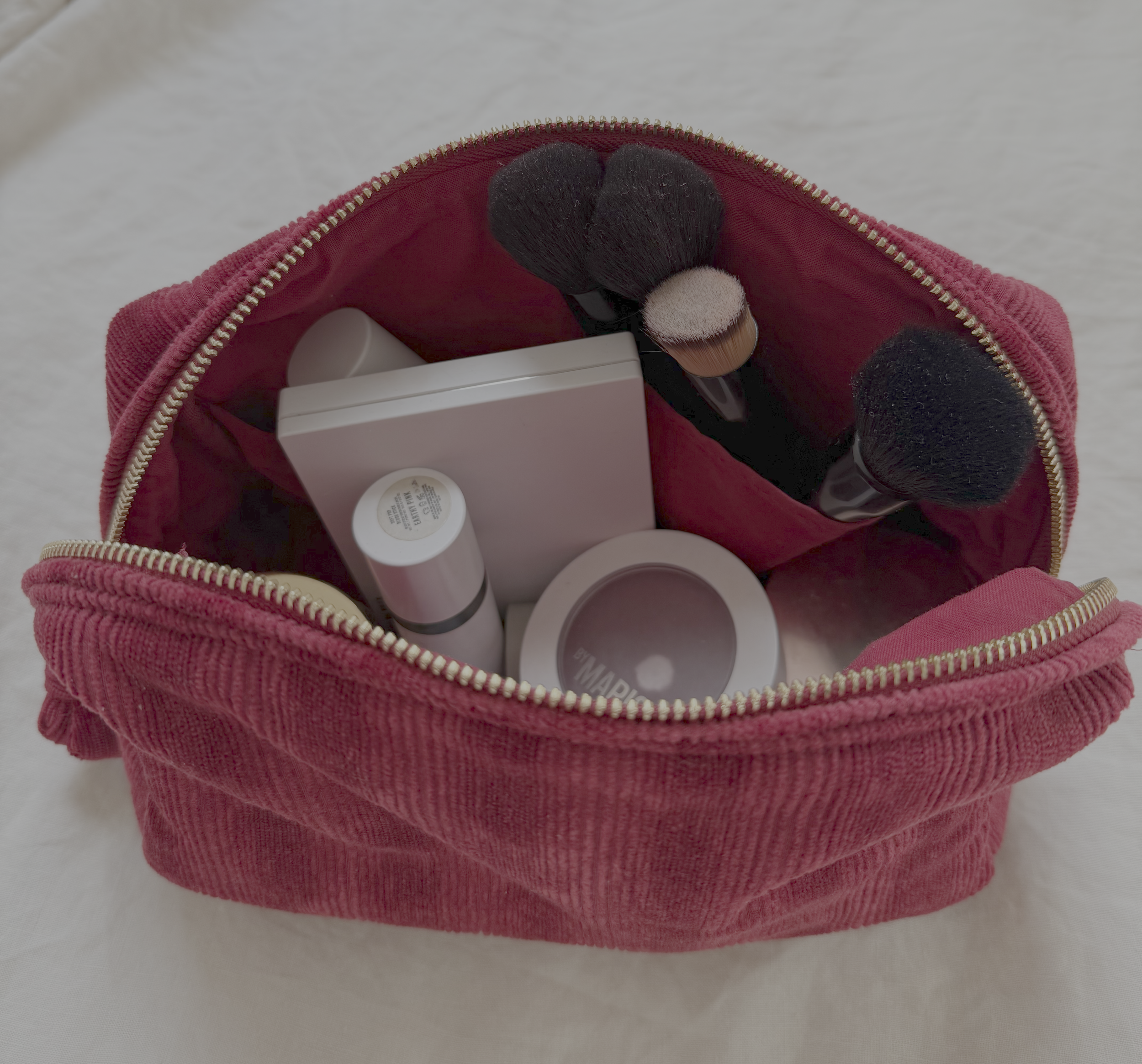 The 10 Beauty Products That Make Traveling Feel More Luxurious