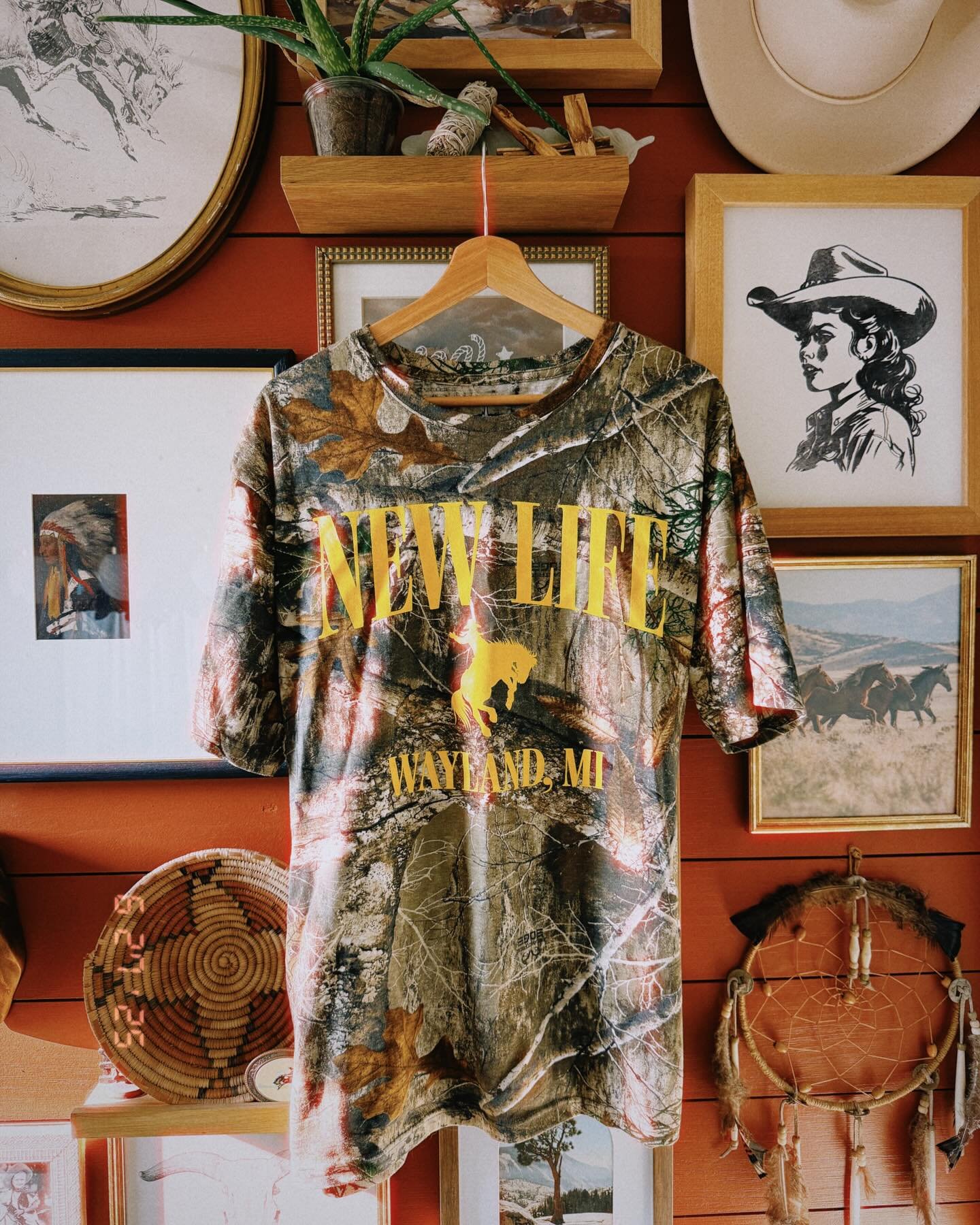 🚨 BY POPULAR DEMAND 🚨

We&rsquo;ve gotten a bunch of requests for these NEW LIFE camo tees! Bold. Wild. Straight-up Wayland. If you want one, we will be placing an order in a few weeks. Here are the details:

🟡 $20 each
🟡 Venmo @newlifewayland
🟡