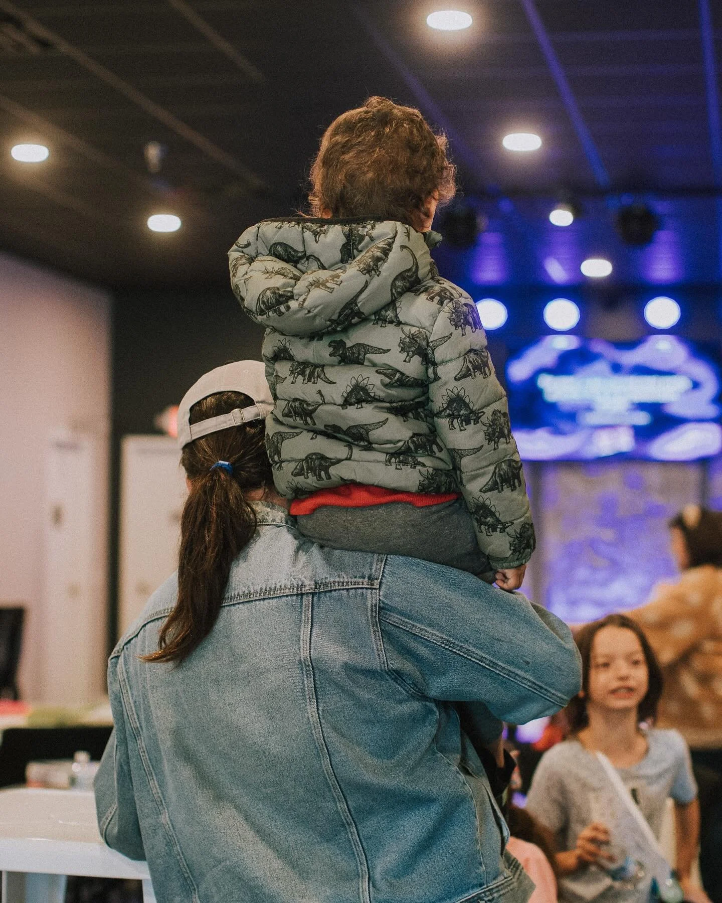 Faith is better when we carry each other. 💪

Join the family tomorrow at New Life Wayland&hellip; 9:15 &amp; 11AM