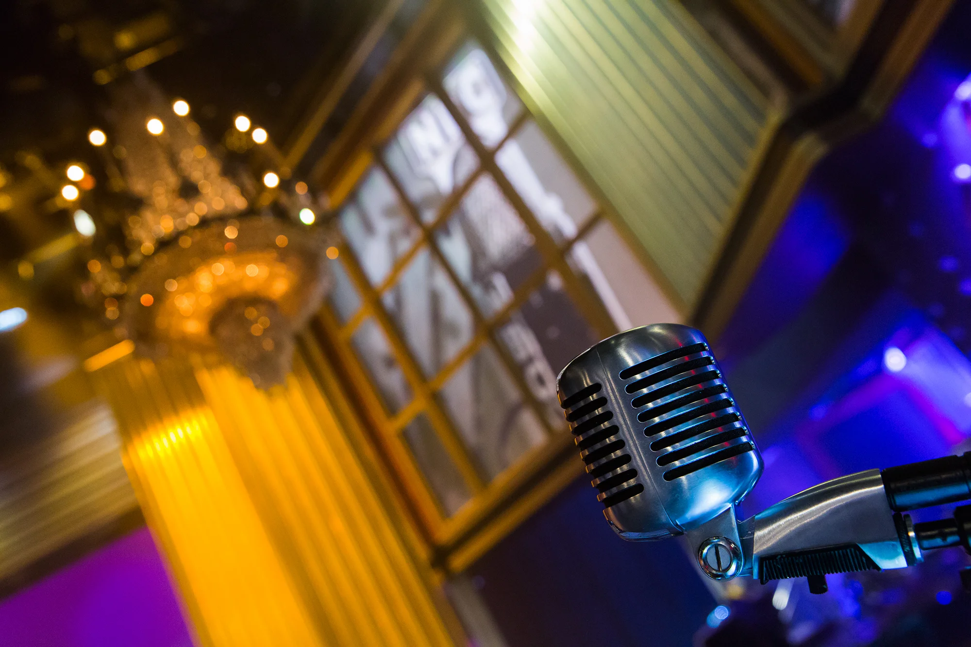 chandelier_mic.jpg