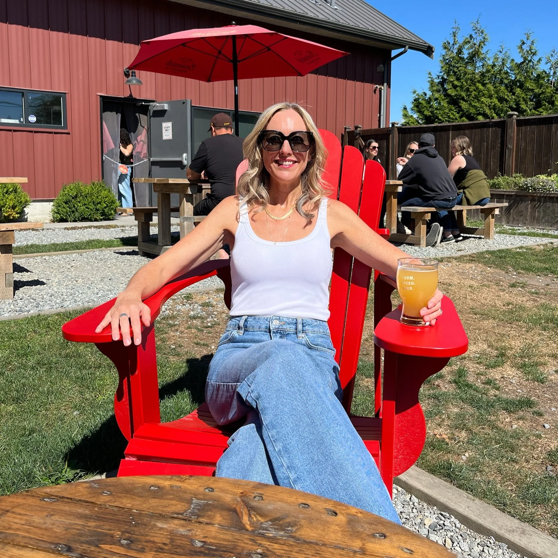 🌾 NEXT STOP: BARNSIDE BREWING

My tour leading up to the White Rock Craft Beer Festival continues! For my next stop, I headed out to Ladner to check out Barnside Brewing. Did you know it&rsquo;s located right on a working farm?! 🚜

Barnside&rsquo;s