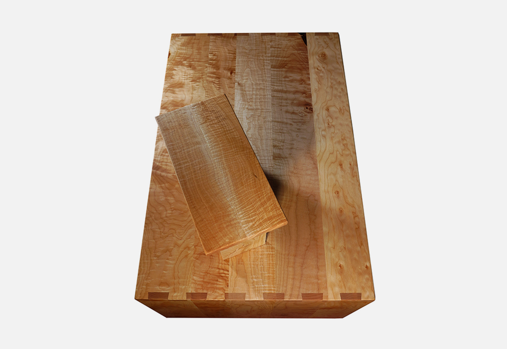 Chris_williams_0000s_0041_TABLES-Chabudai3.png