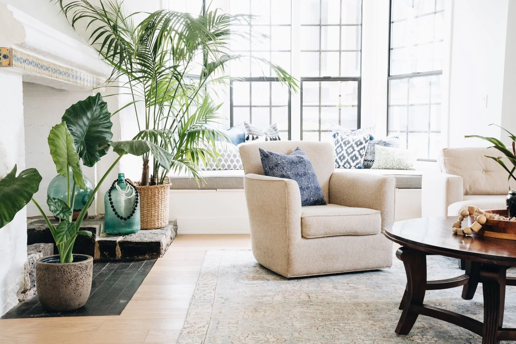 livingroom-4-small.jpg
