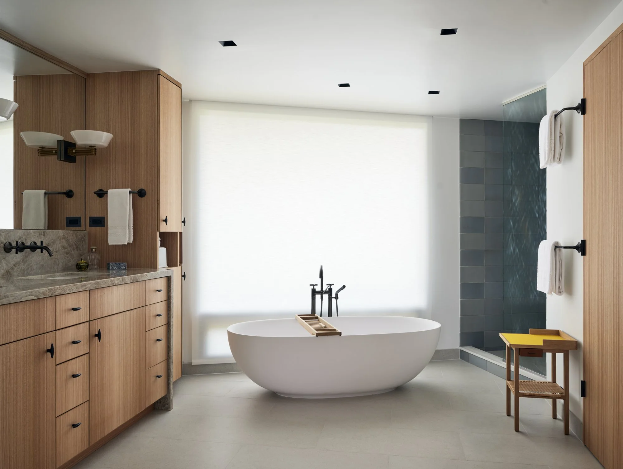 Bathroom MidCentury.jpg
