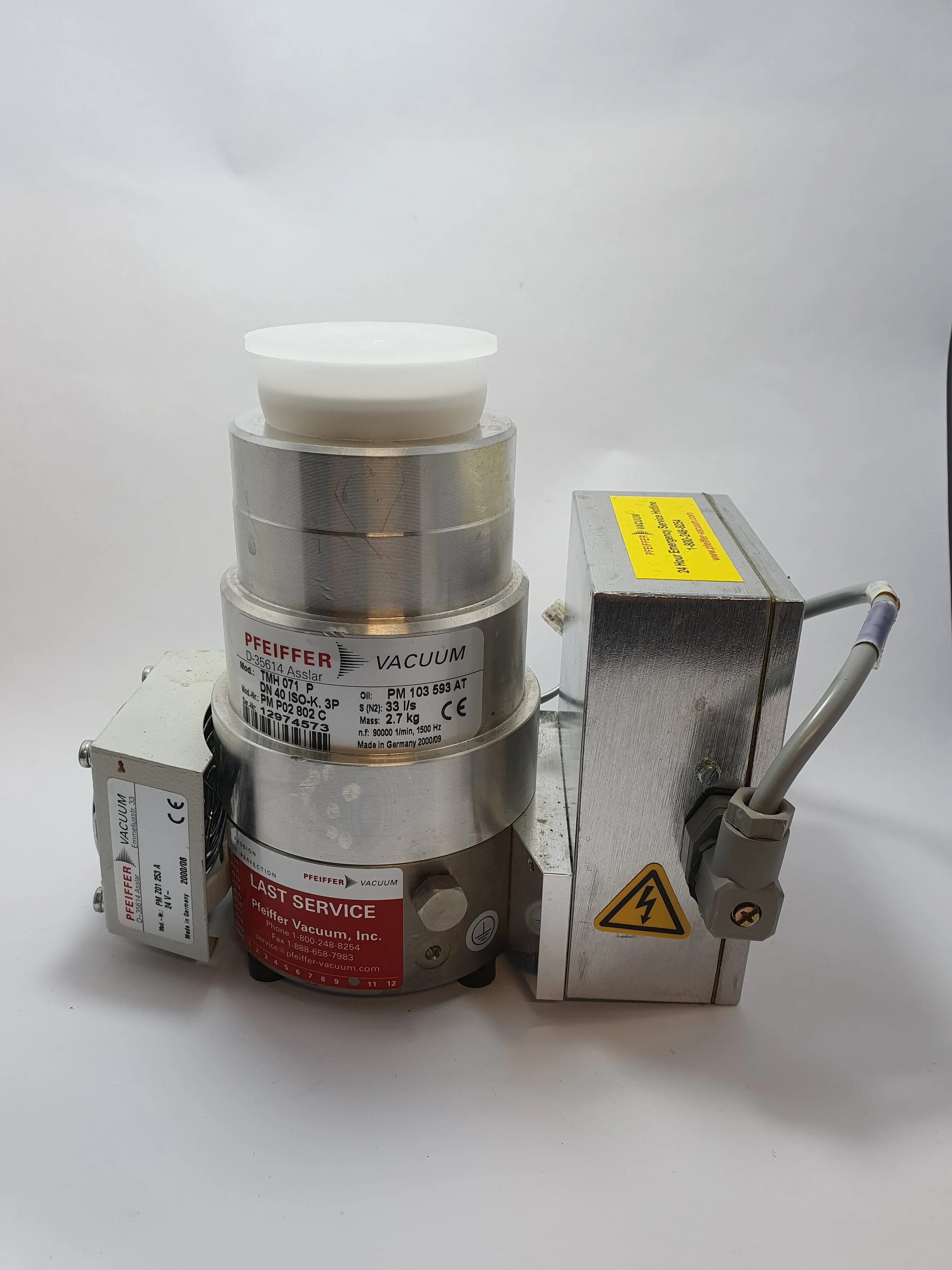 LES-2044 Pfeiffer Turbo Pump TMH 071 P with TC600 Controller.jpg