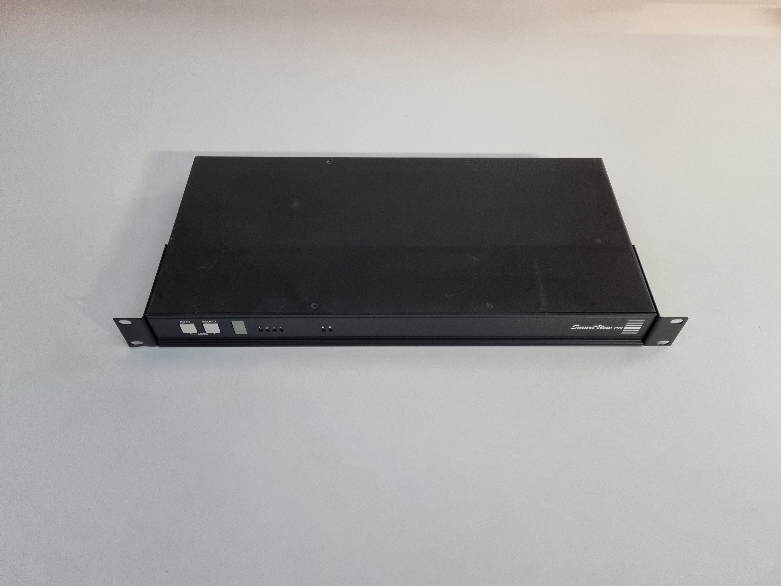 Adder SV4 PRO SmartView PRO 4 port (Item ID: LES-1521)