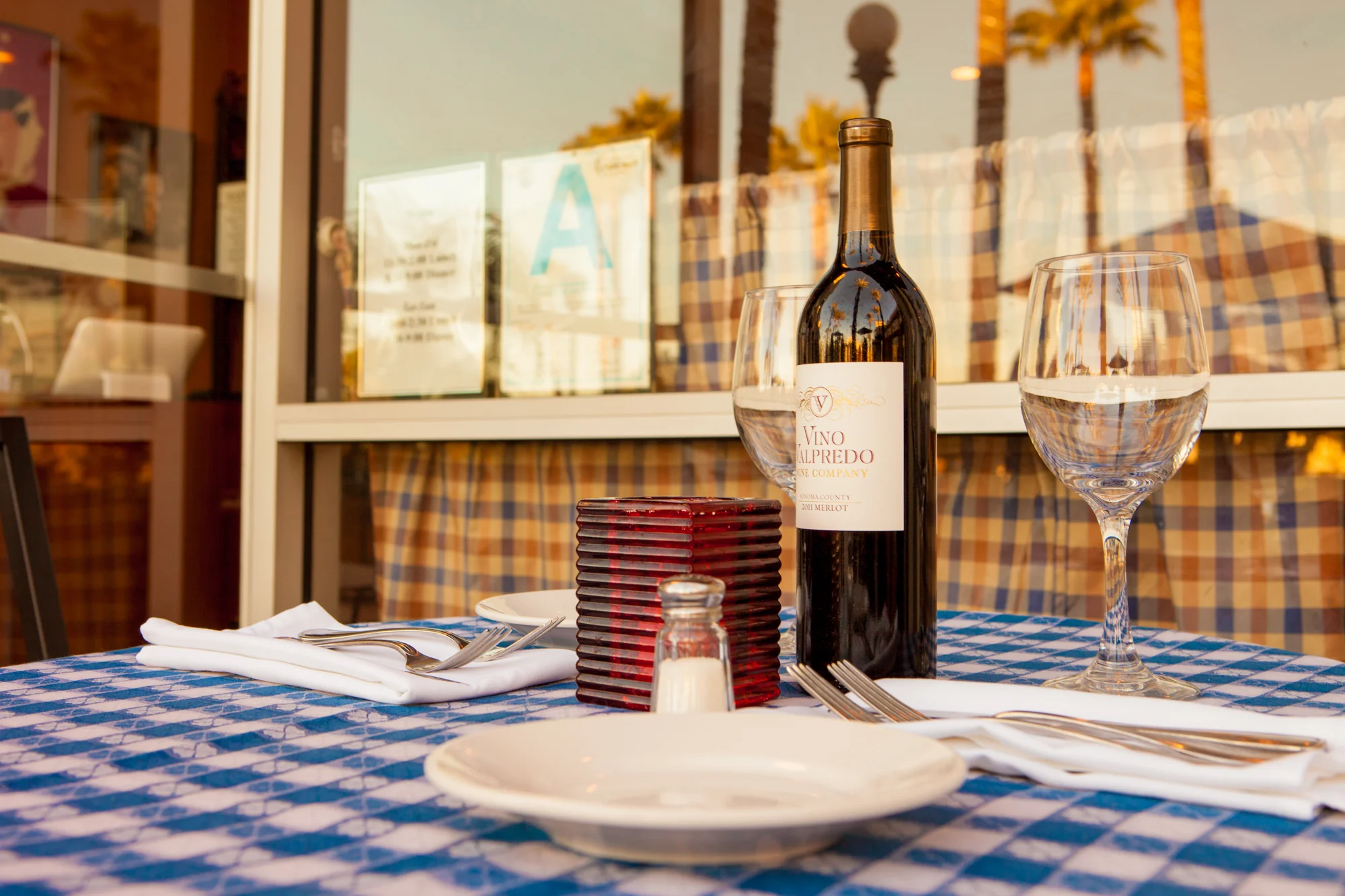 La Tavolata Outside Seating.jpg