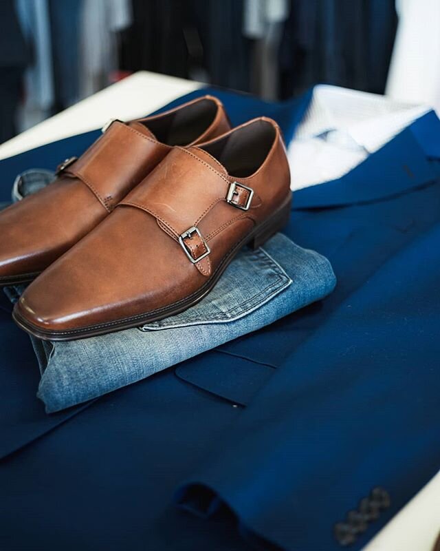 Even a gentleman such as yourself will eventually get bored of the outfits in your closet.
.
Without emptying your wallet you can buy one or two items that can really refresh your wardrobe.
.
For tips and tricks on how to do that visit the newly reno