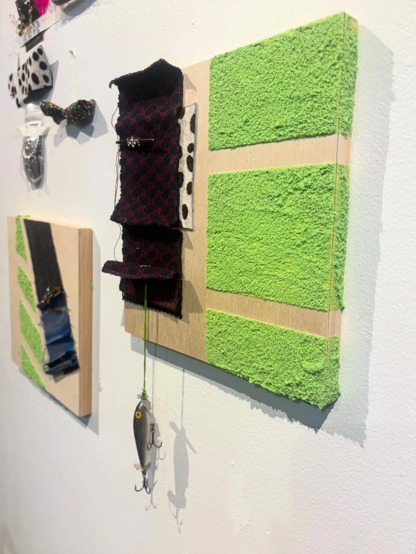 Gone Fishin&rsquo; 🎣

@701cca  #Costumejewelry #mixedmedia #artistinresidence