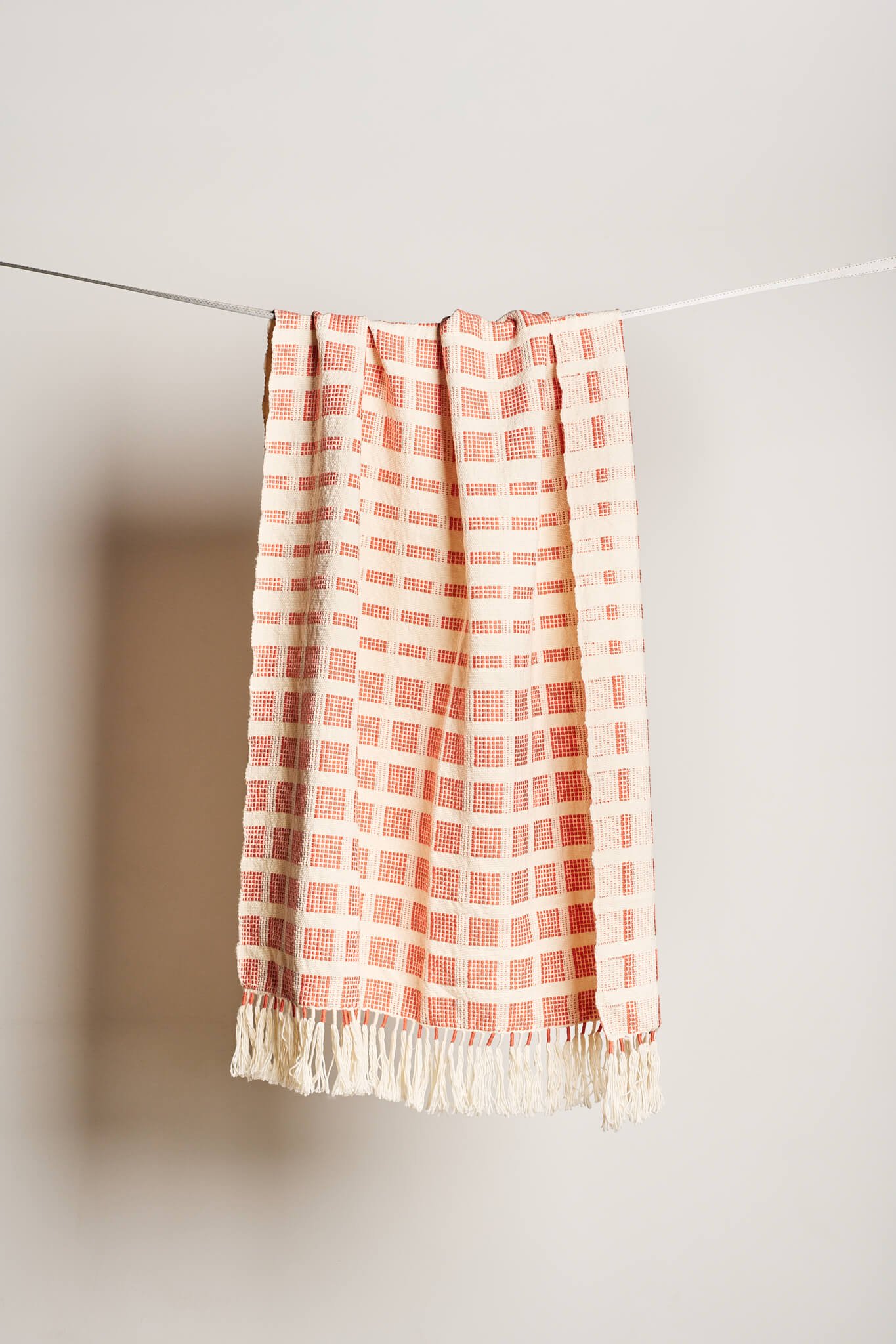 Baru_Terracotta_Small_Throw_Hanging_Zuahaza.jpg