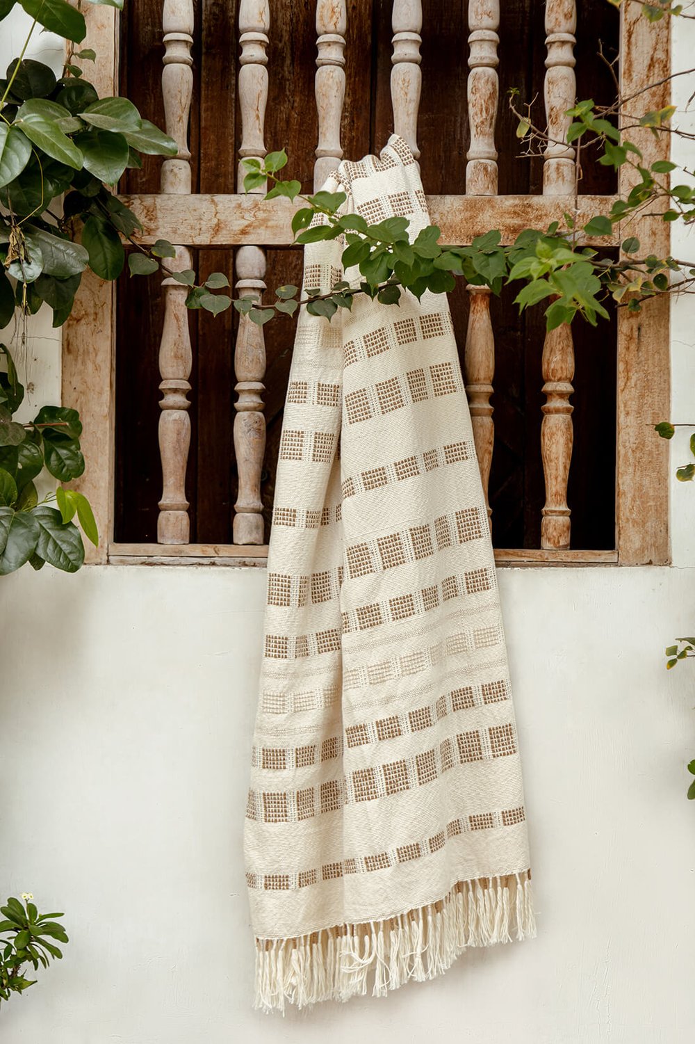 Throw_Blanket_Cartagena_Window_Zuahaza.jpg