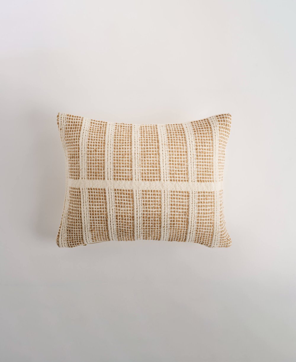 Bolivar Lumbar Pillow Cover (2 colors) — Zuahaza – Luxe Home Textiles