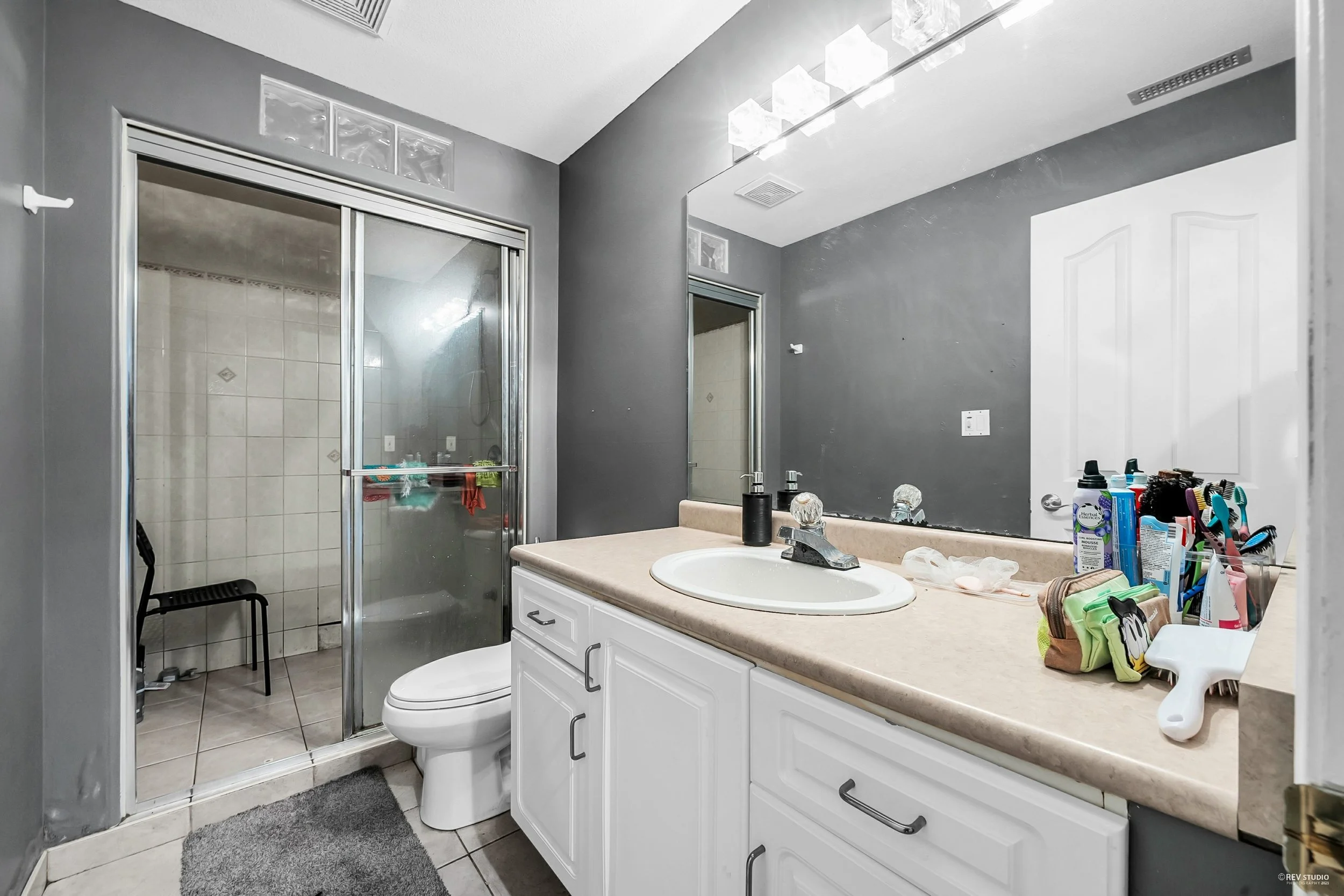 Down Stairs Bathroom 2.jpg