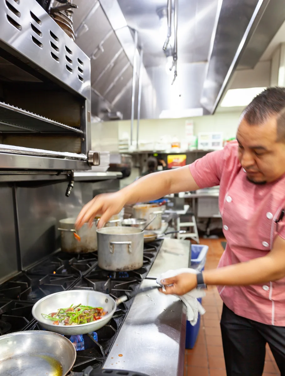 Kitchen1.jpg