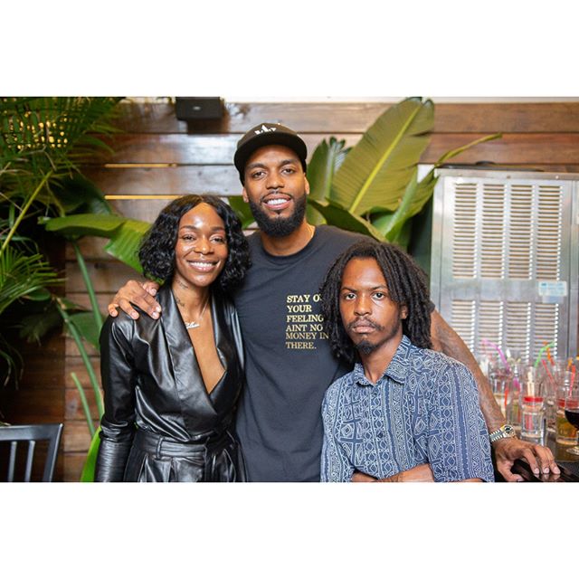 Shoutouts to my fellow creatives: @itsjustsex.x.x, @_tdoc_ , @dr3squiat, and @chiefivey ⁣
⁣⁣
⁣2nd shot: when the photographer becomes the subject (by force, lol). ⁣
⁣:⁣
⁣:⁣
⁣Highlights from &ldquo;For the Culture&rdquo;, an event hosted by AVNU (@sho