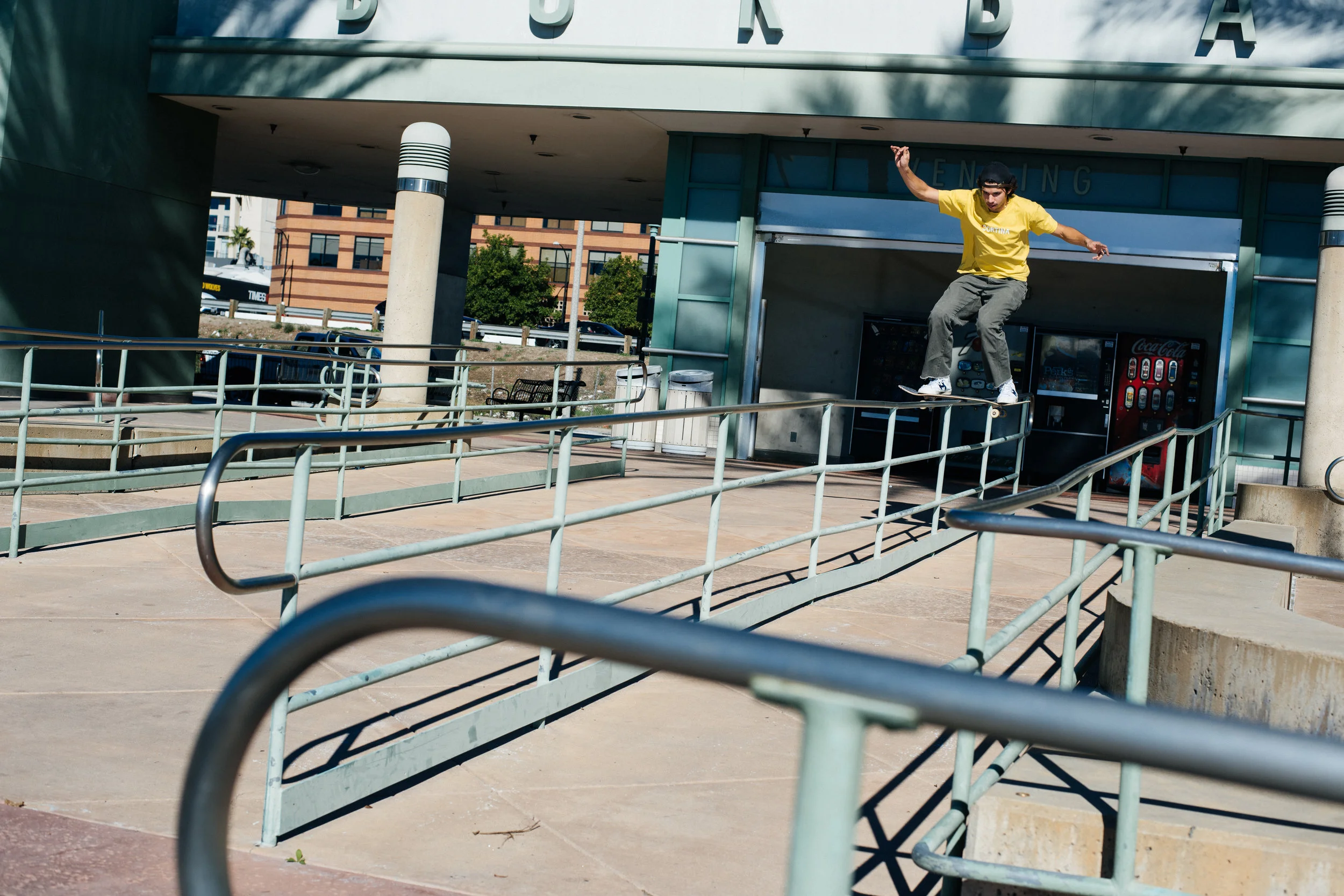 20190119190119Erik-boardslide-burbank-metro39.jpg