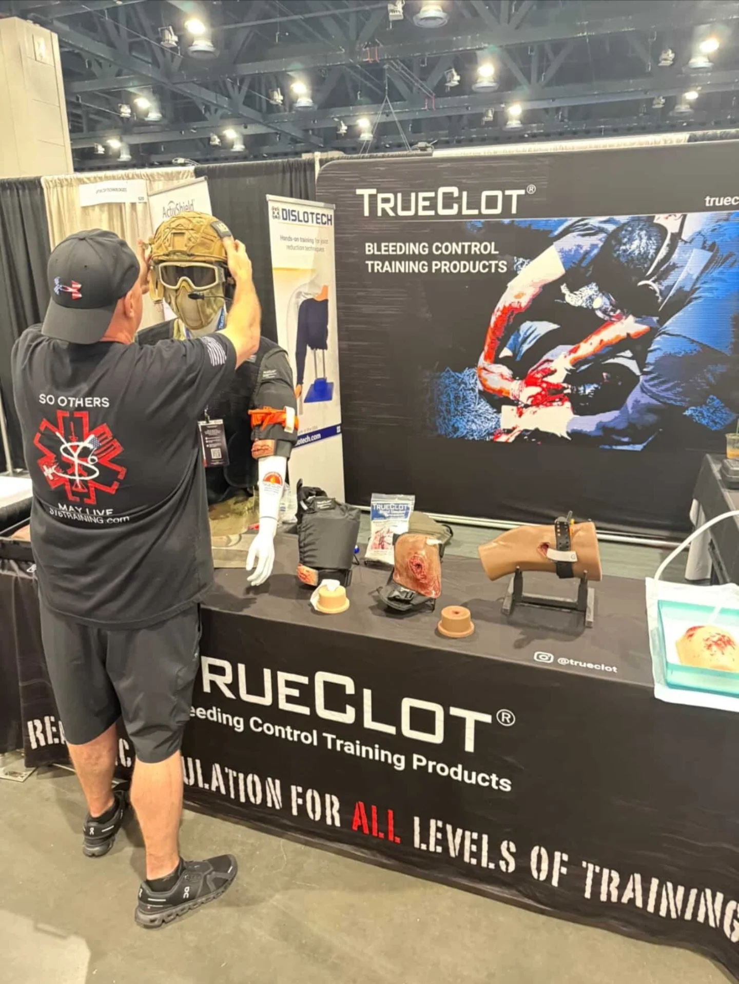 Big thank you to Ron Wenzel from @trueclot for repping SY6 Emergency Training at SOMA 2025! Looking sharp in the new TAC shirt &mdash; we appreciate the support! ⁣⁣⠀
⁣⁣⠀
#SY6EmergencyTraining #SOMA2025 #TACshirt #EMSstrong #TacticalMedicine #SY6Repre