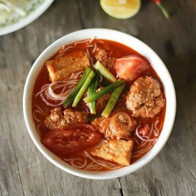 This weeks special &ldquo;bun rieu ghe&rdquo; Vietnamese crab noodle soup. B&uacute;n ri&ecirc;u is a traditional Vietnamese soup of clear pork and seafood stock served with rice vermicelli and condiments 
#food #yummy #foodie #delicious #happy #instagood #foodoftheday #follow #foodgasm #brisbane #brisbaneeats #family #asian #yum #brisbanefoodie #statigram #instalike #brisbanevietnamese #vietnamesefood #comfortfood