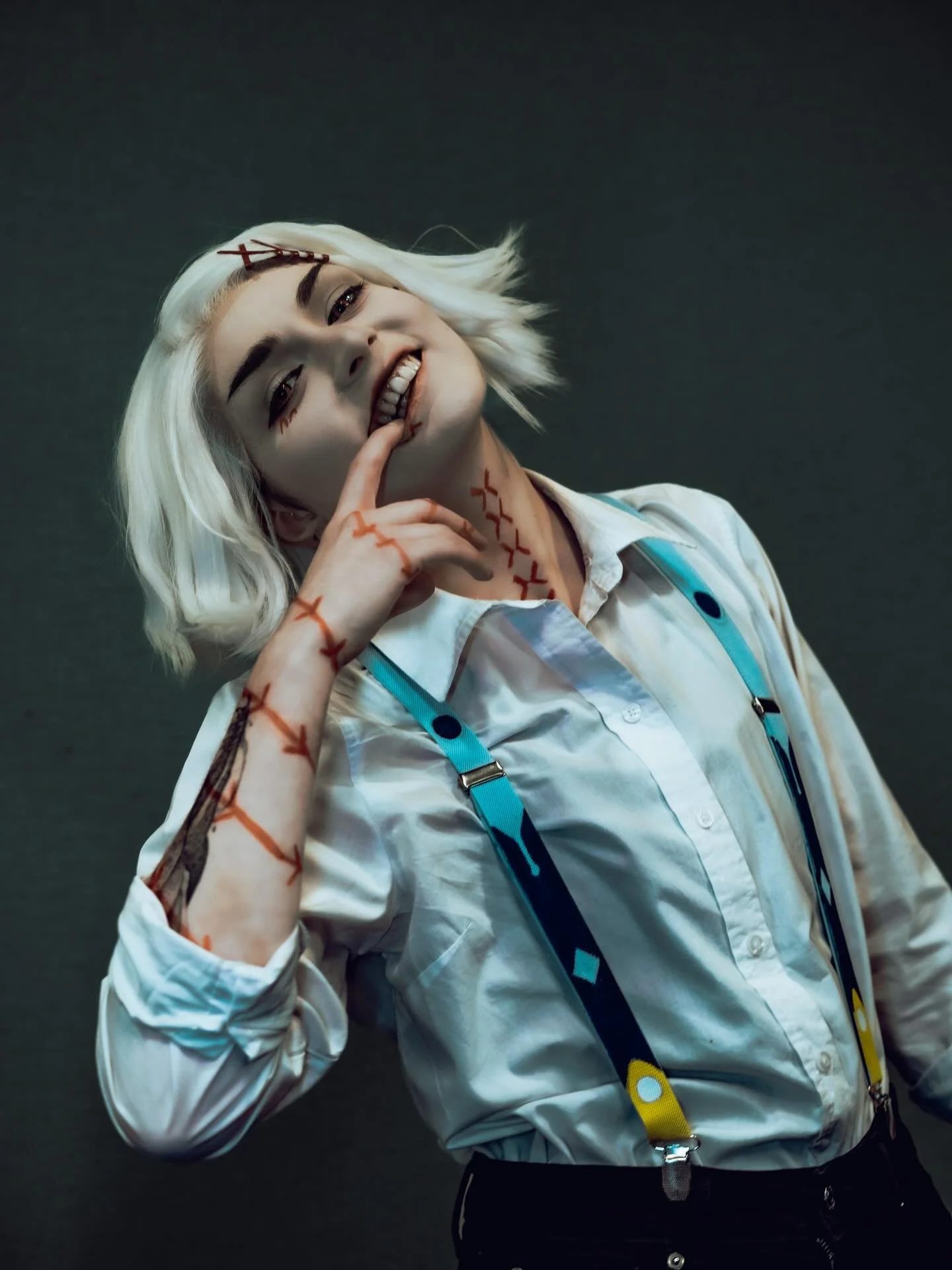 Verticals of @malicioussociety as Juuzou Suzuya from Tokyo Ghoul at @animeusaconvention 
Horizontals soon! Check out @malicioussociety page and at Artists Alleys for cool art too! 
#tokyoghoul #juuzoucosplay #animeusa