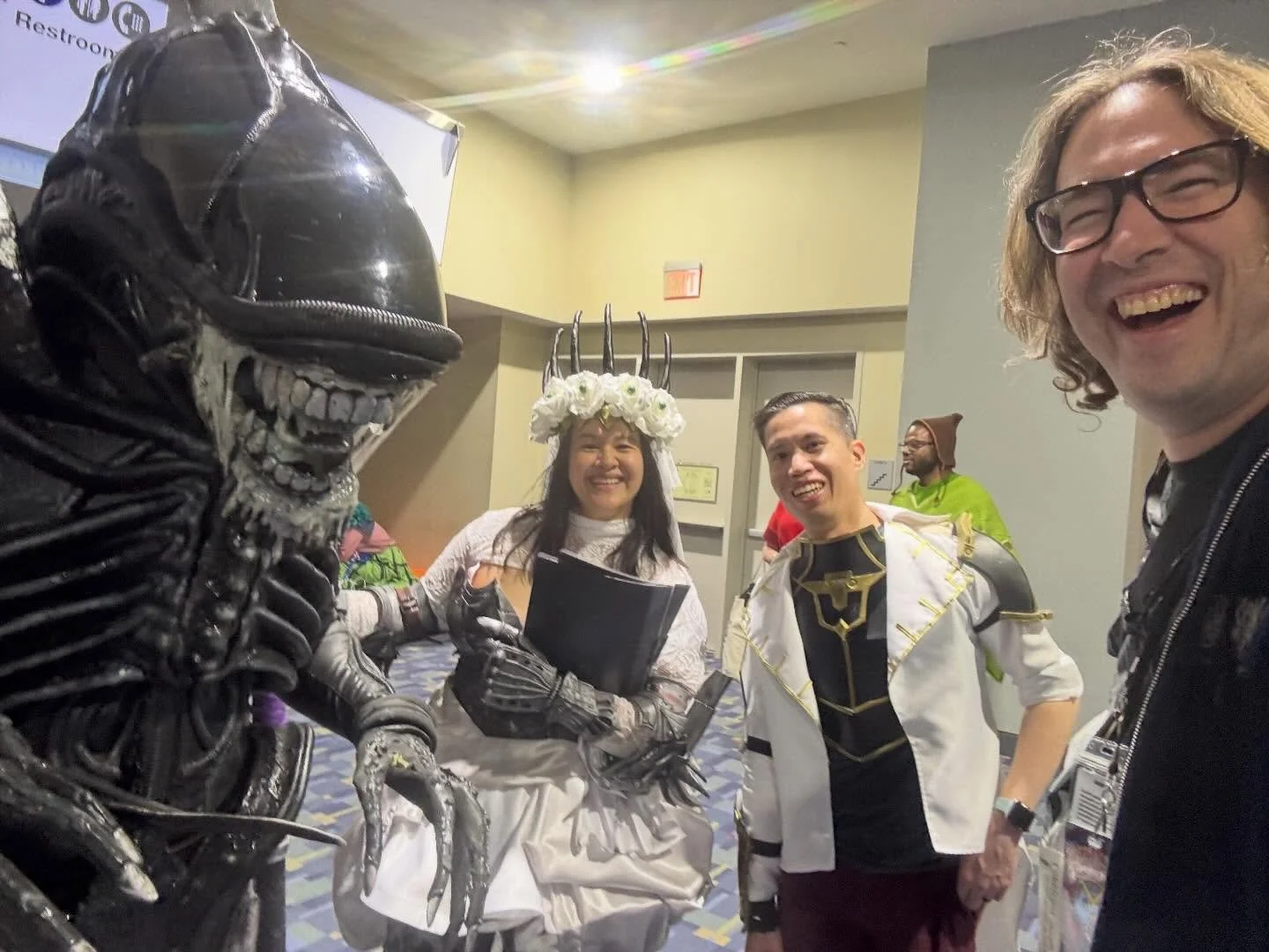 Day 2 of @awesomecons has come to an end. One day left! Lots of X-men today, interviews, and a whole lot more! 

#awesomecon #awesomecon2026